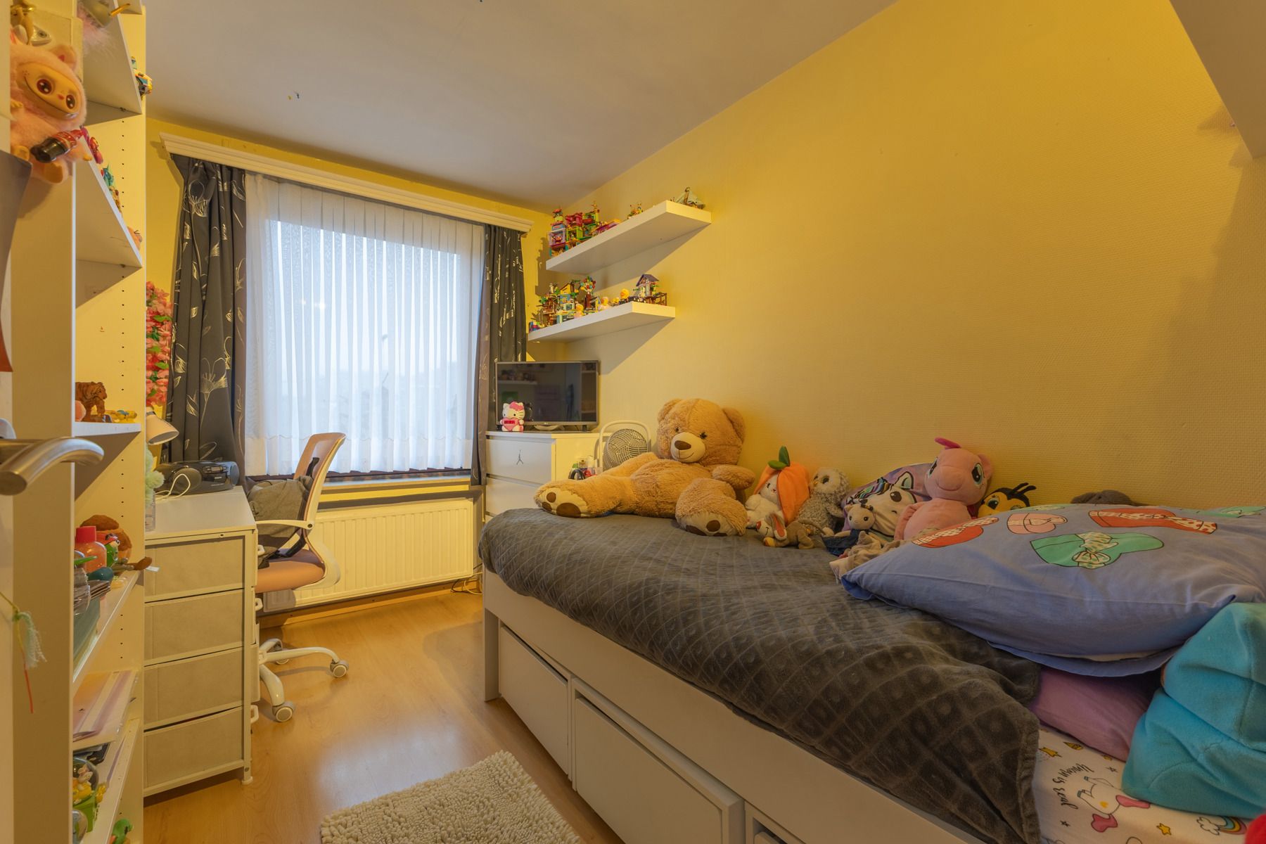 Gunstig gelegen woning met 4 slaapkamers en tuin foto 15