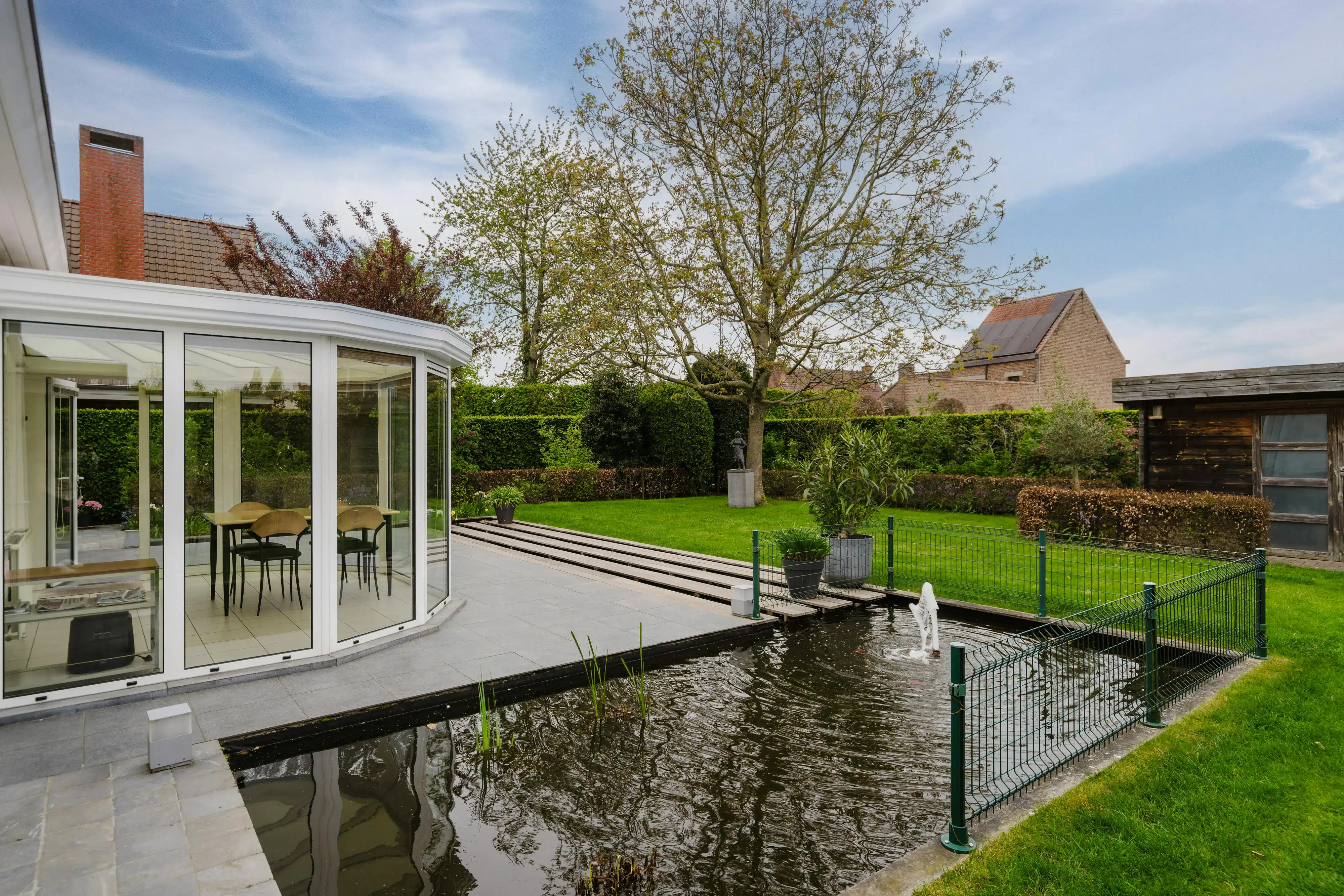 Instapklare vrijstaande woning te koop in Heule! foto 19