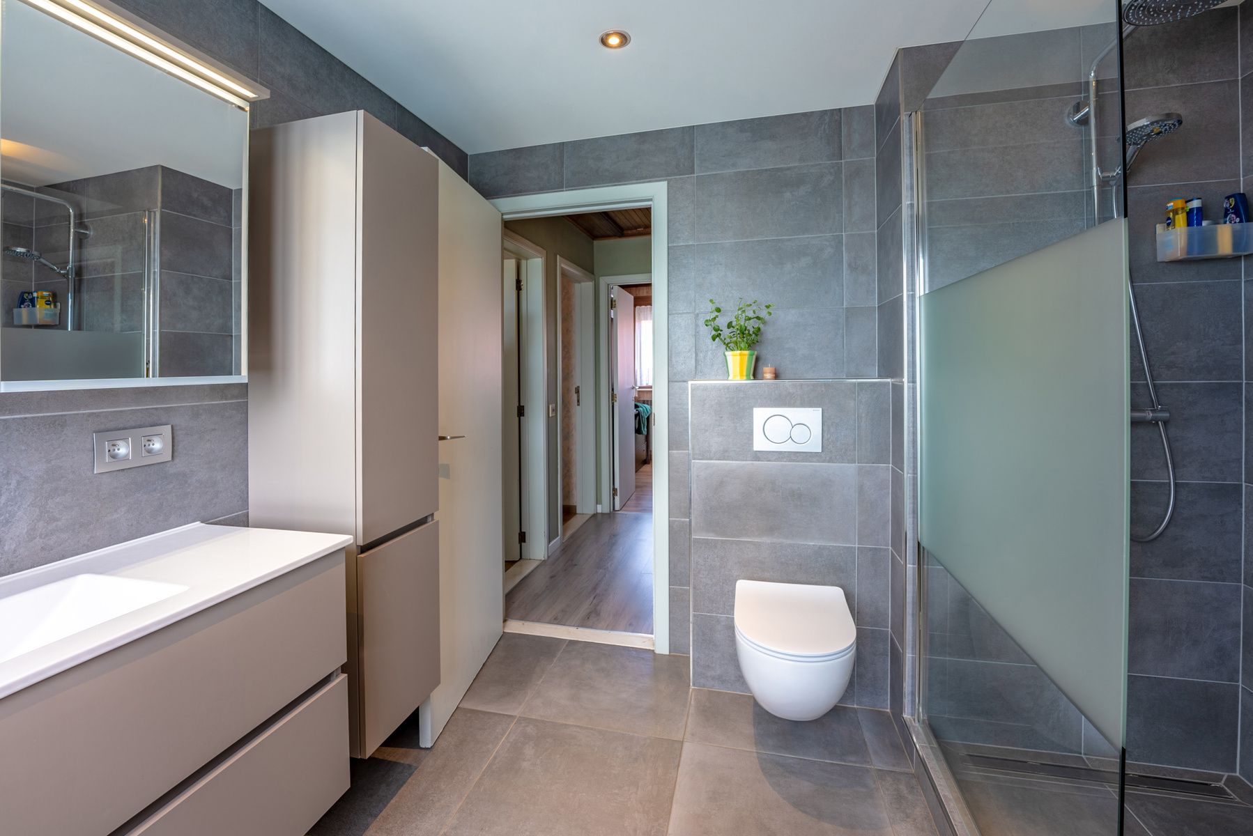 Bel-etagewoning met 3 slaapkamers in doodlopende straat! foto 16