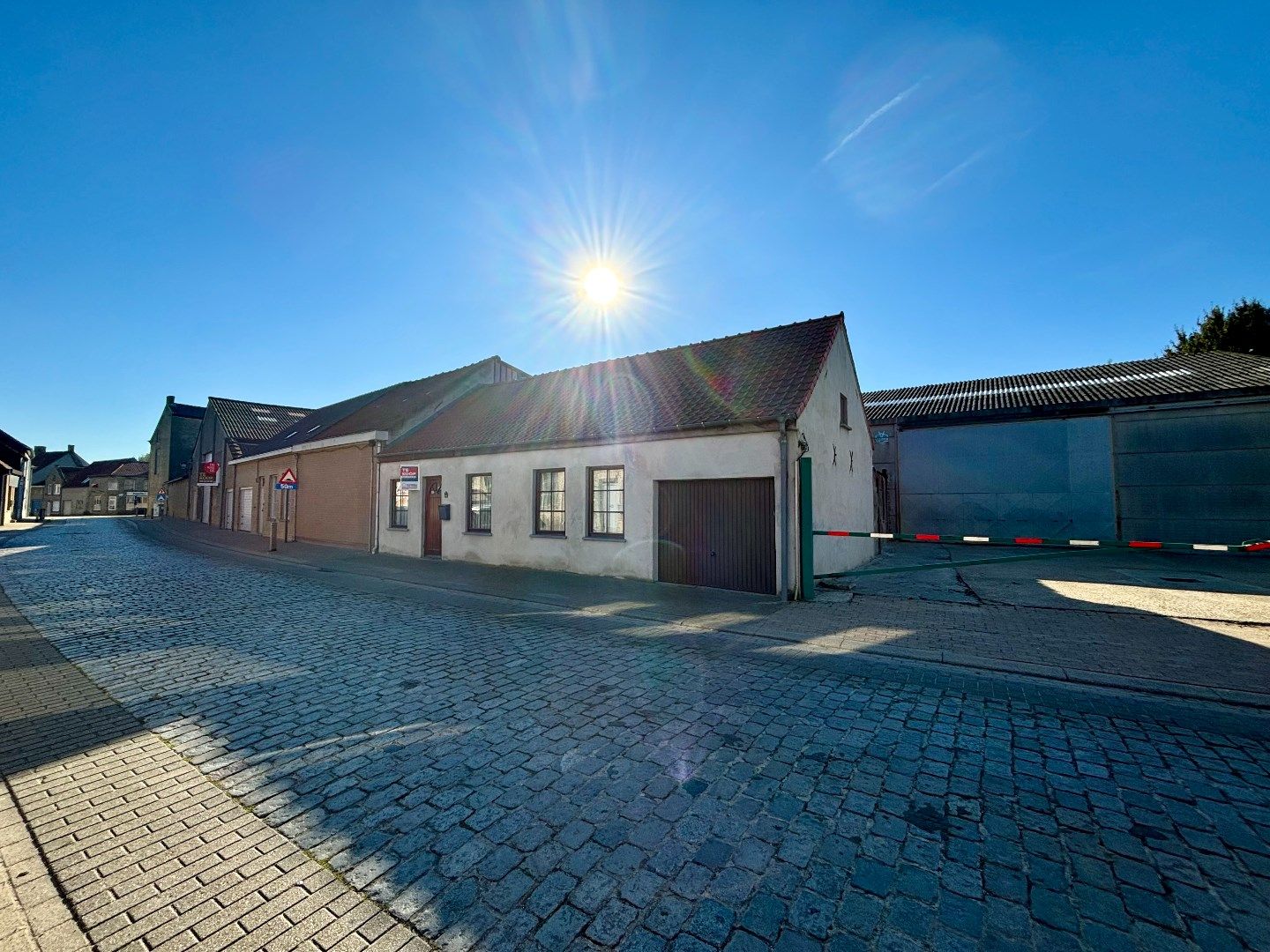 KNUSSE WONING MET 3 SLPKS EN GROTE GARAGE OP 20MIN. VAN DE KUST foto 21