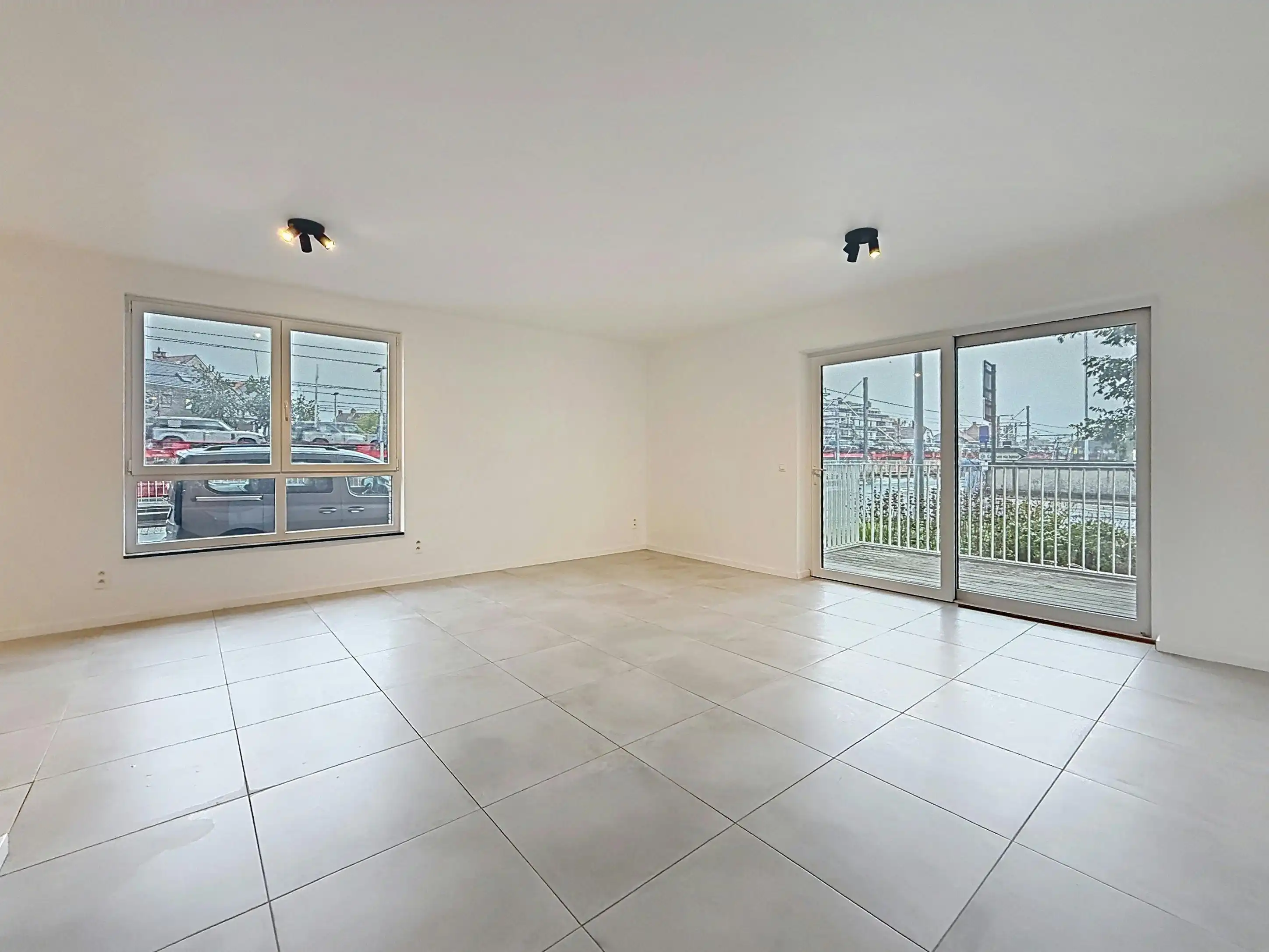 Instapklaar één slaapkamerappartement centrum Aalter foto 10