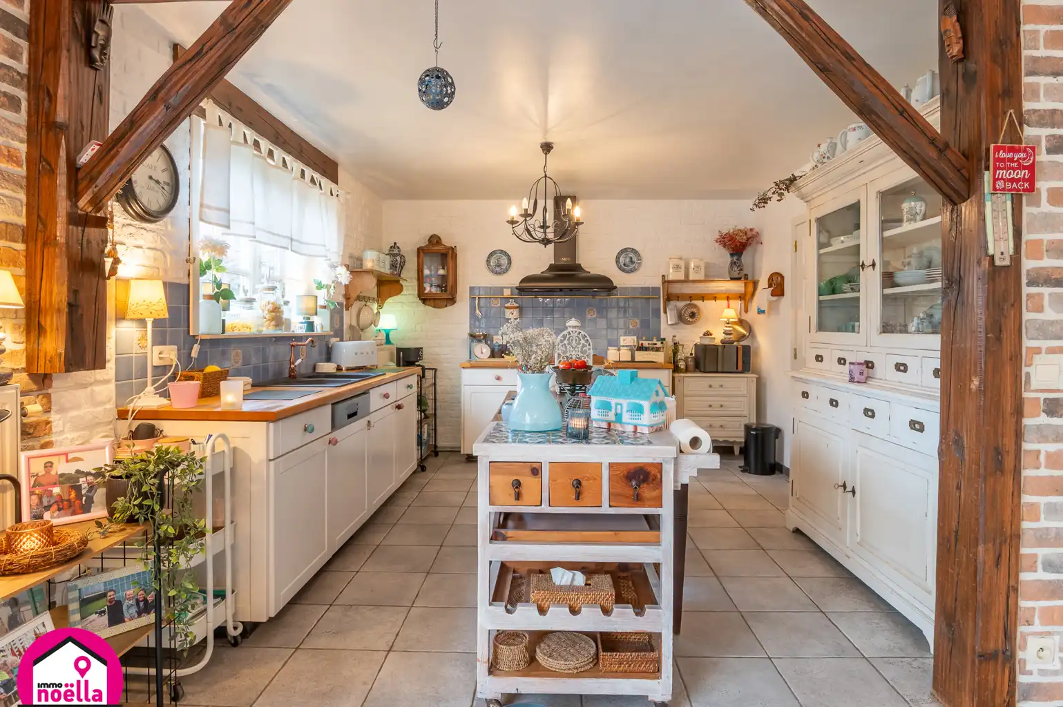 Instapklare woning met 4 slaapkamers, tuin en zonnepanelen foto 18