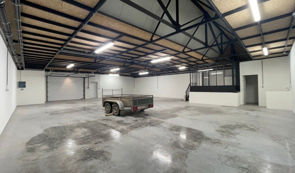 Gerenoveerde opslagruimte te huur in Balegem foto 4