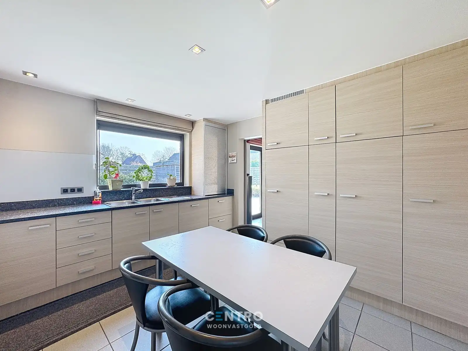 INSTAPKLARE villa te Sijsele (Damme) met alle COMFORT! foto 8