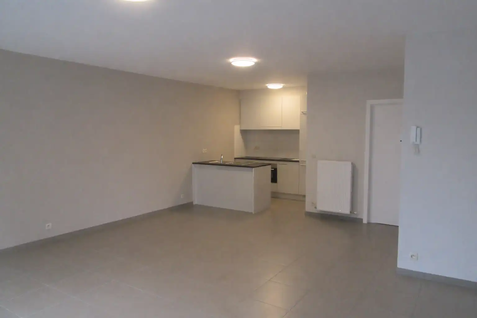 Recent appartement met zuid-terras en lift foto 3