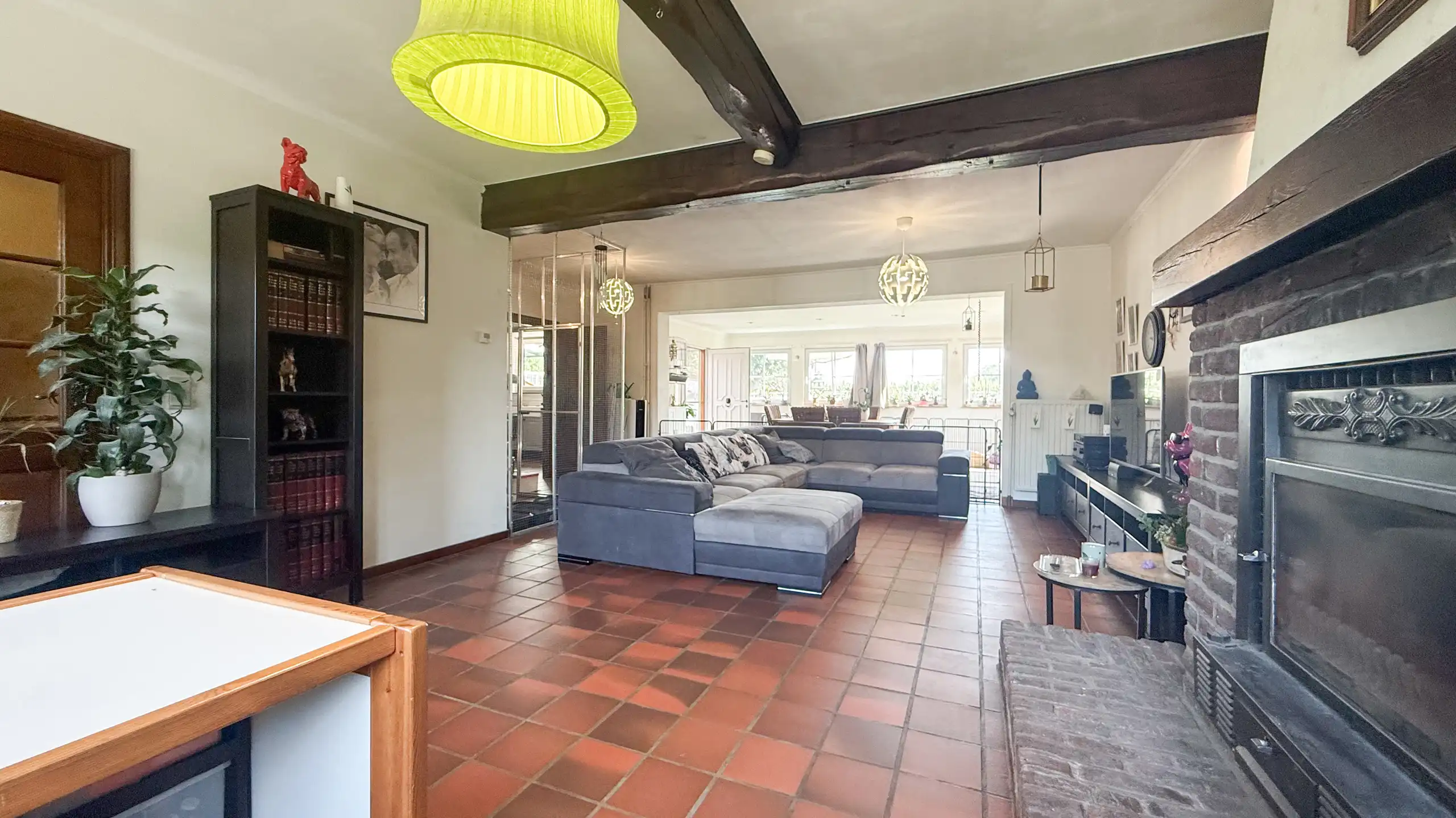 Landelijke woning met 6 slpks op perceel van 36a 70ca! foto 3