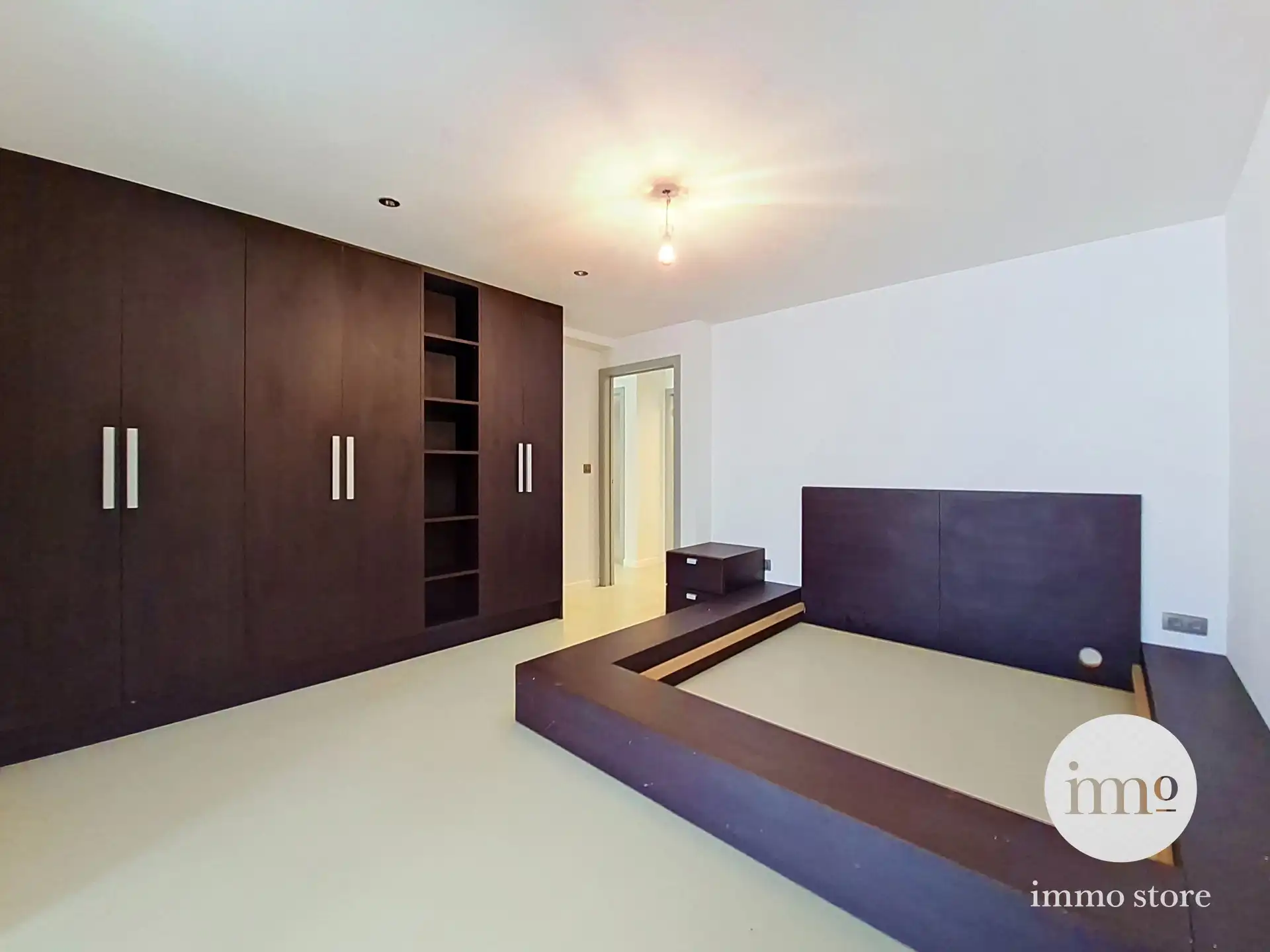 Ruim 2/3-slaapkamerappartement met privétuin foto 15