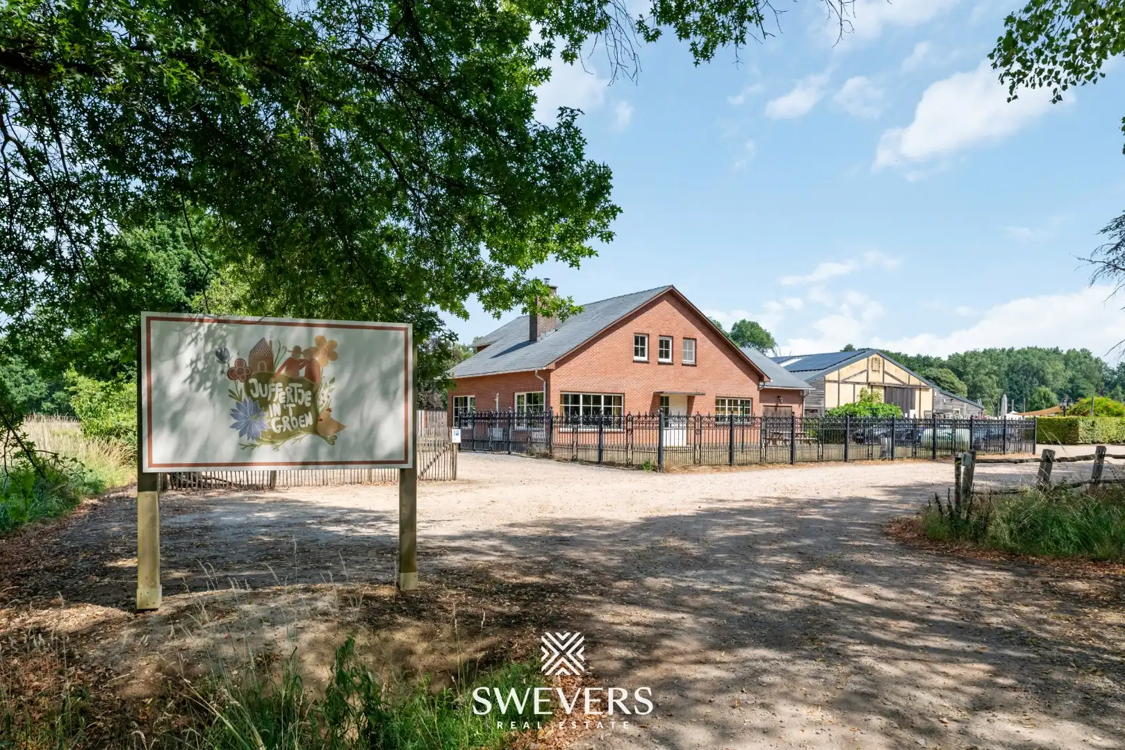 Kinderboerderij op 1ha 97a 19ca met woning, rustig gelegen foto 2