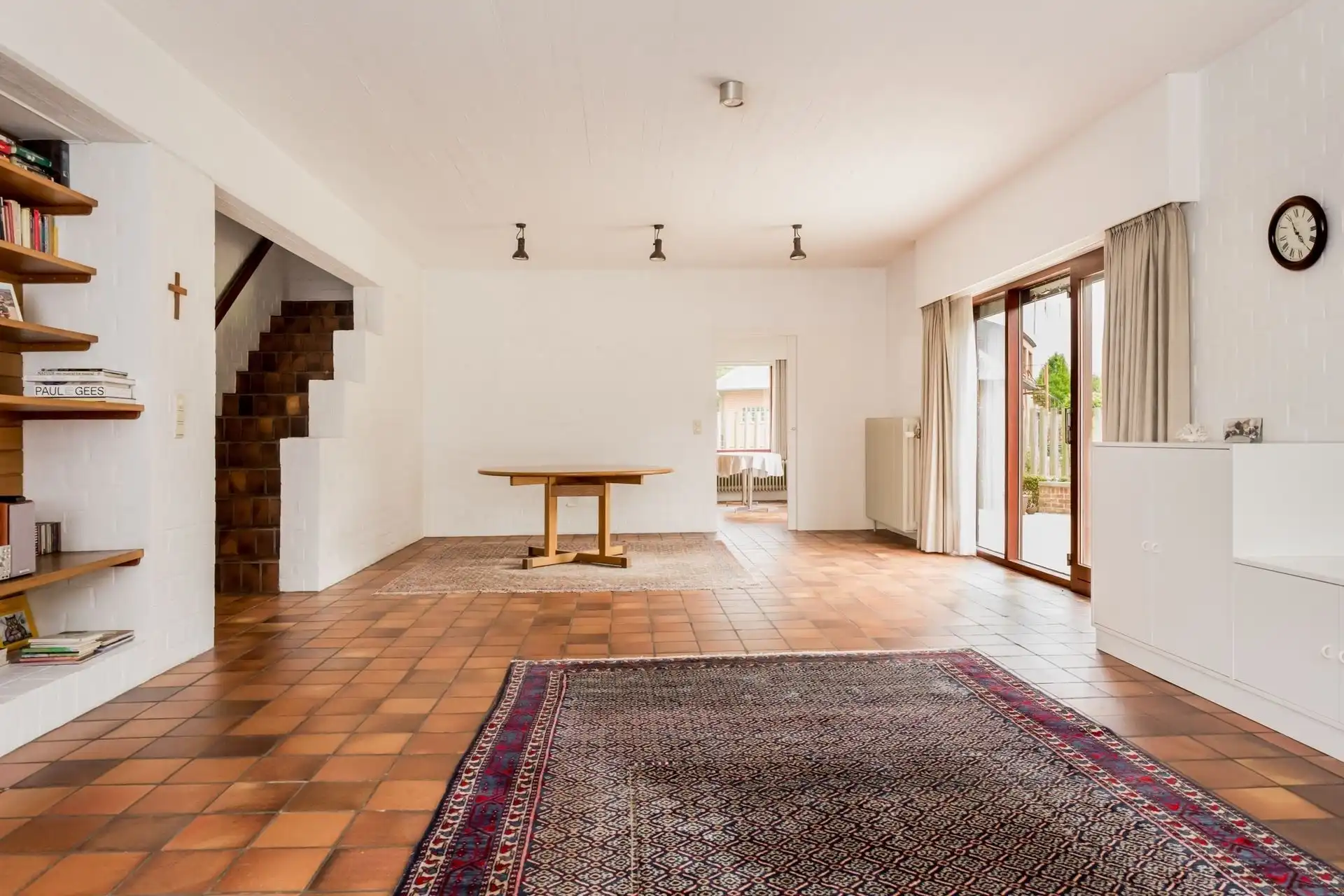 Villa met privébos op een perceel van 4.350 m²  foto 6