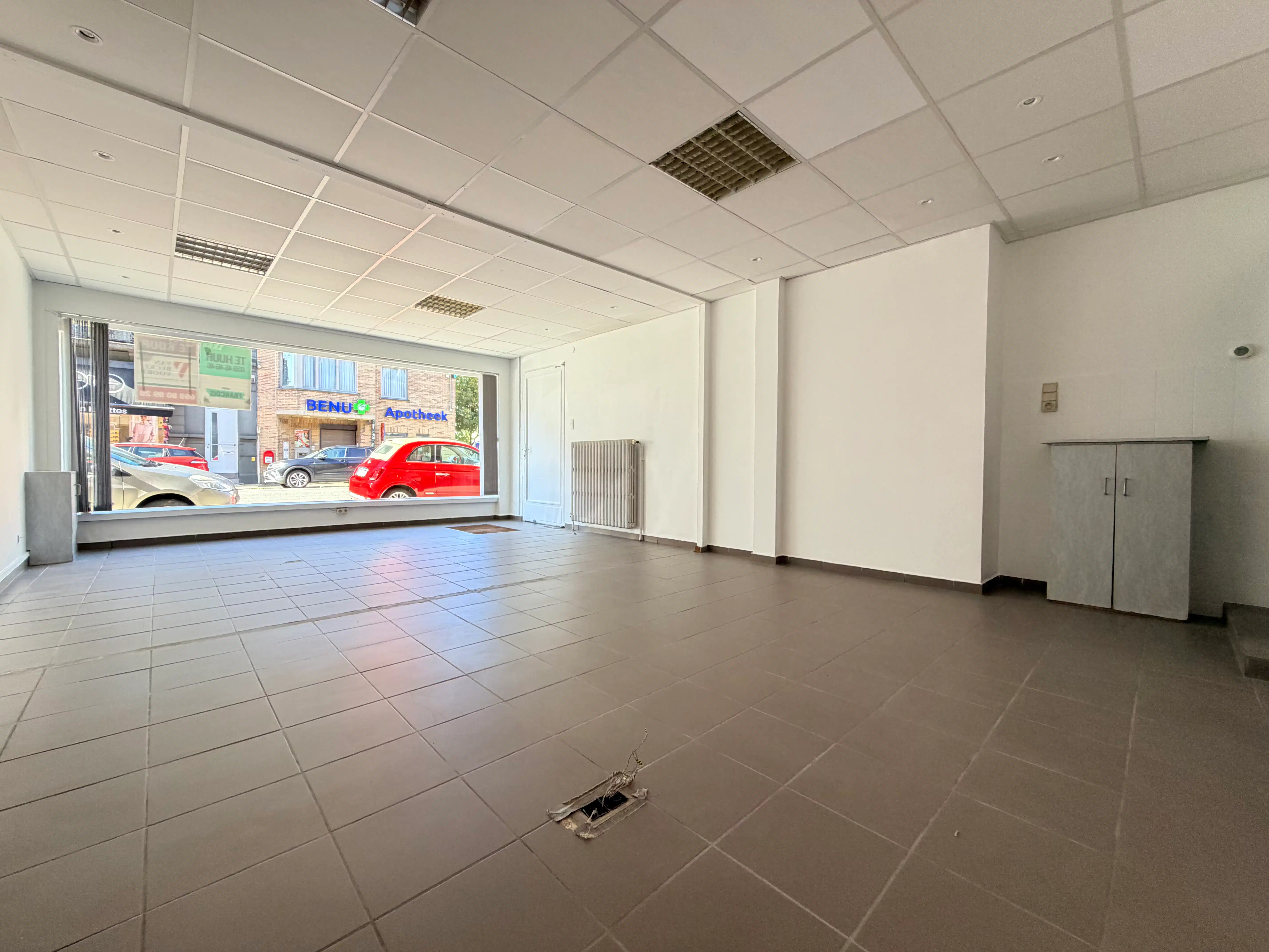 Handelsgelijkvloers 62 m² foto 4