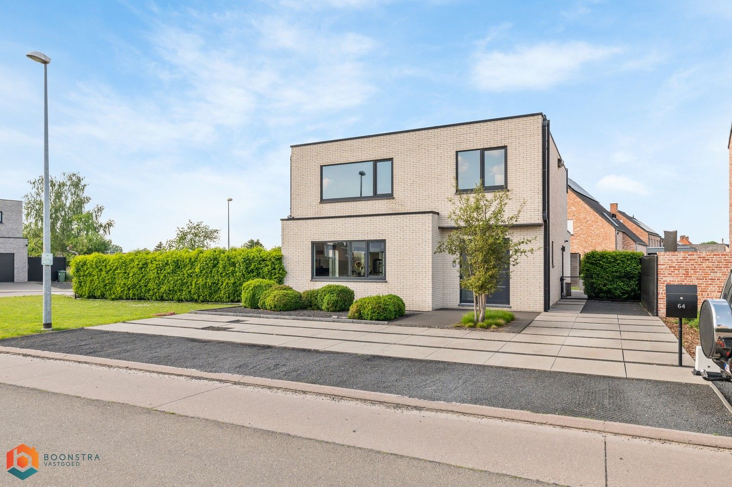 Energiezuinige woning met 4 slpkrs te Heist-op-den-Berg foto {{pictureIndex}}