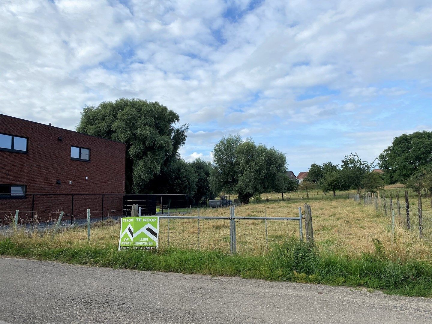 Mooi perceel bouwgrond voor open bebouwing - rustige ligging te Tongeren-Lauw foto 4