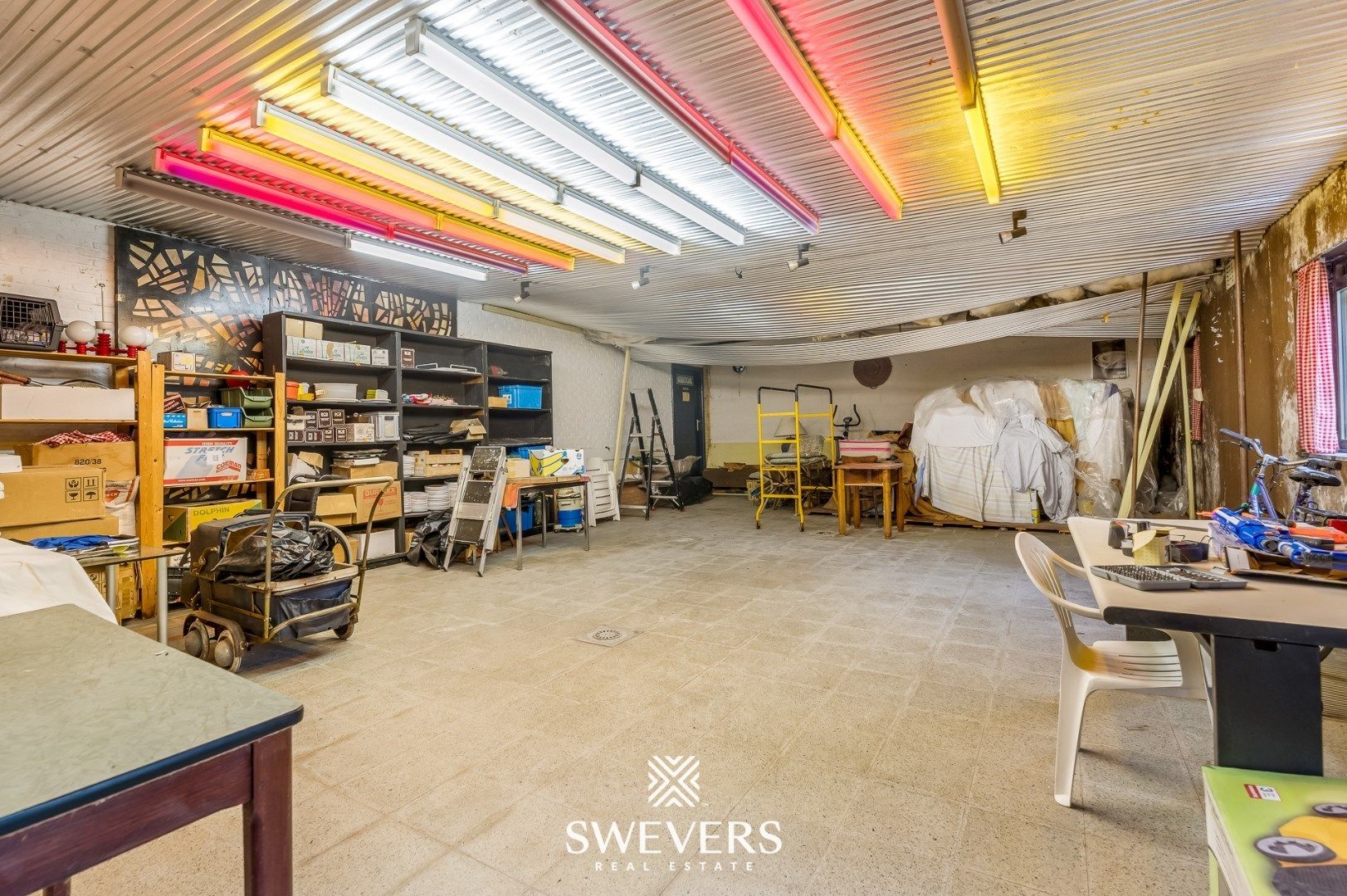 Gelijkvloerse woning met ruim magazijn op 34a 11ca foto 35