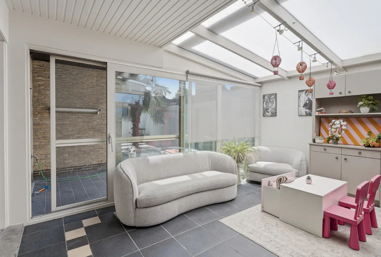 Volledig instapklare bungalow met praktijkruimte foto 9
