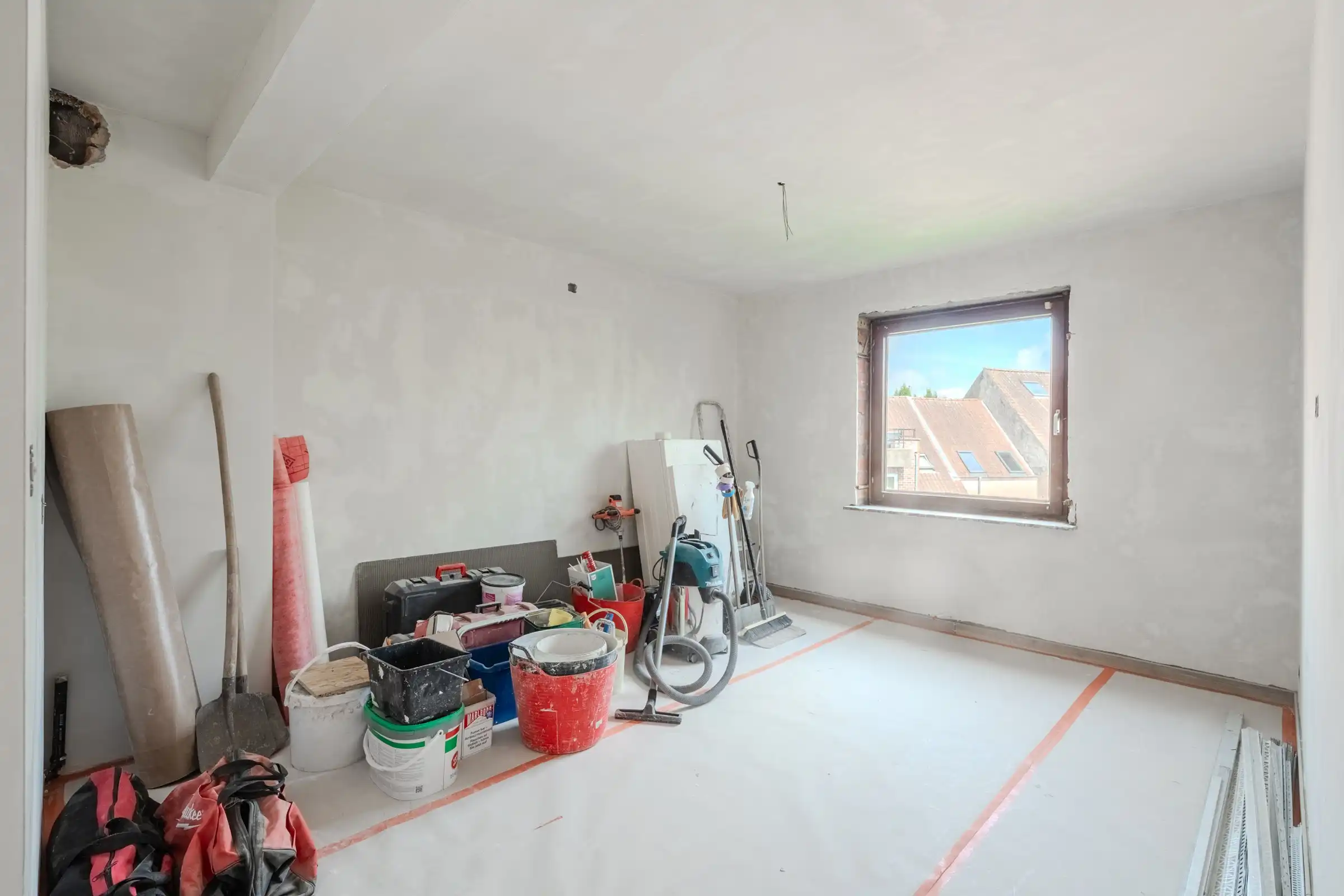 Stijlvol appartement met 1 slaapkamer in het hart van Gistel - Te koop en volledig gerenoveerd in 2026! foto 5