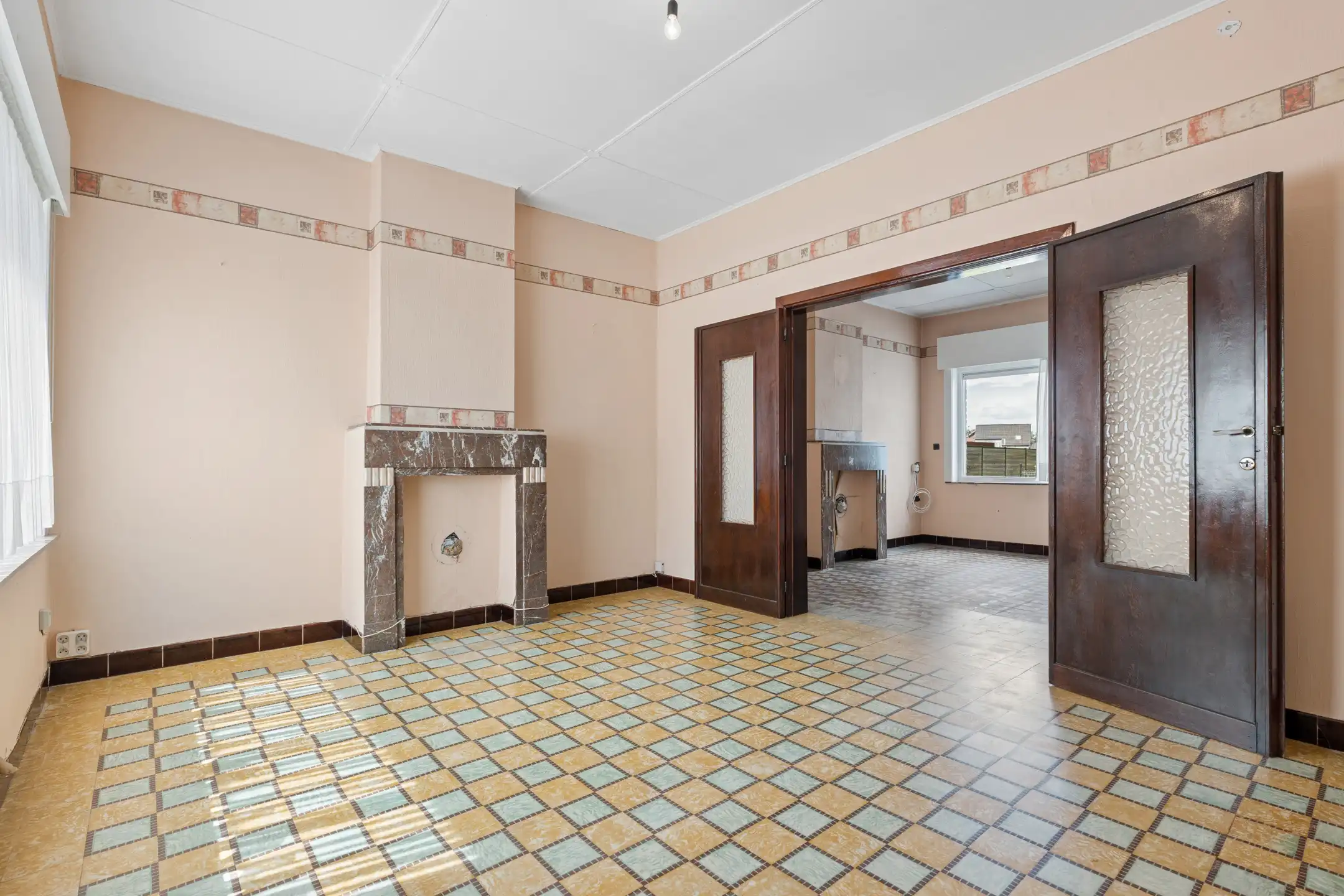  Te renoveren 3-gevelwoning in rustige doodlopende straat  foto 3