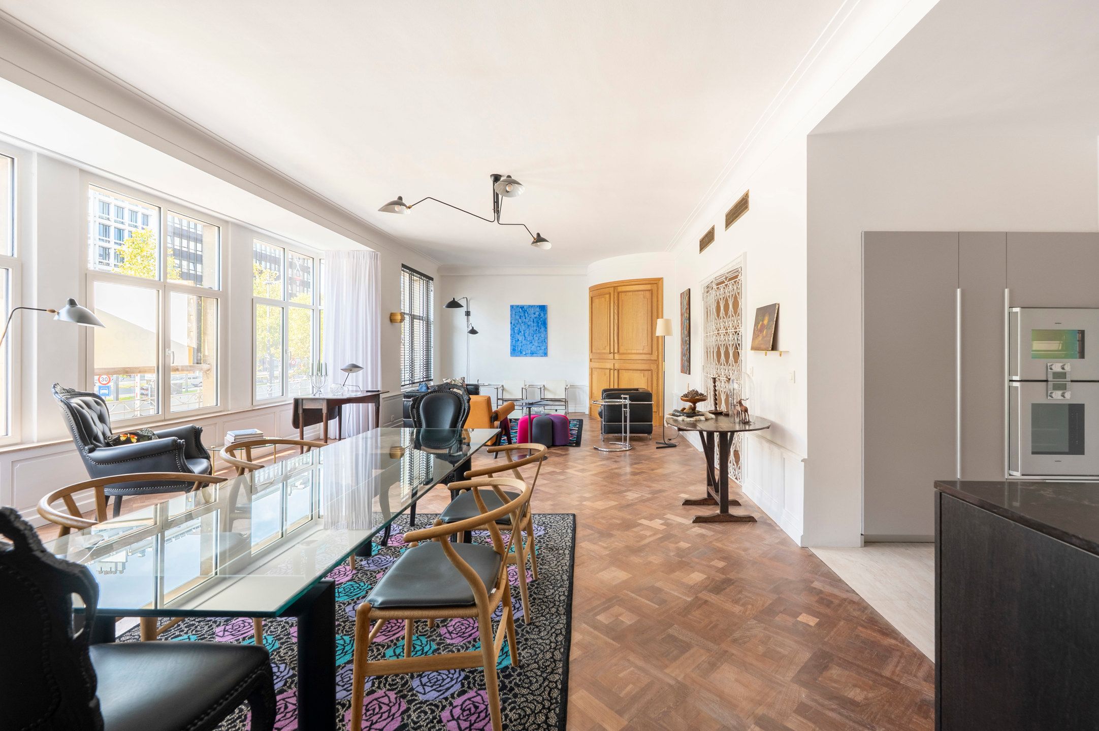ANTWERPEN - Art-deco appartement met 10 m facade foto 4
