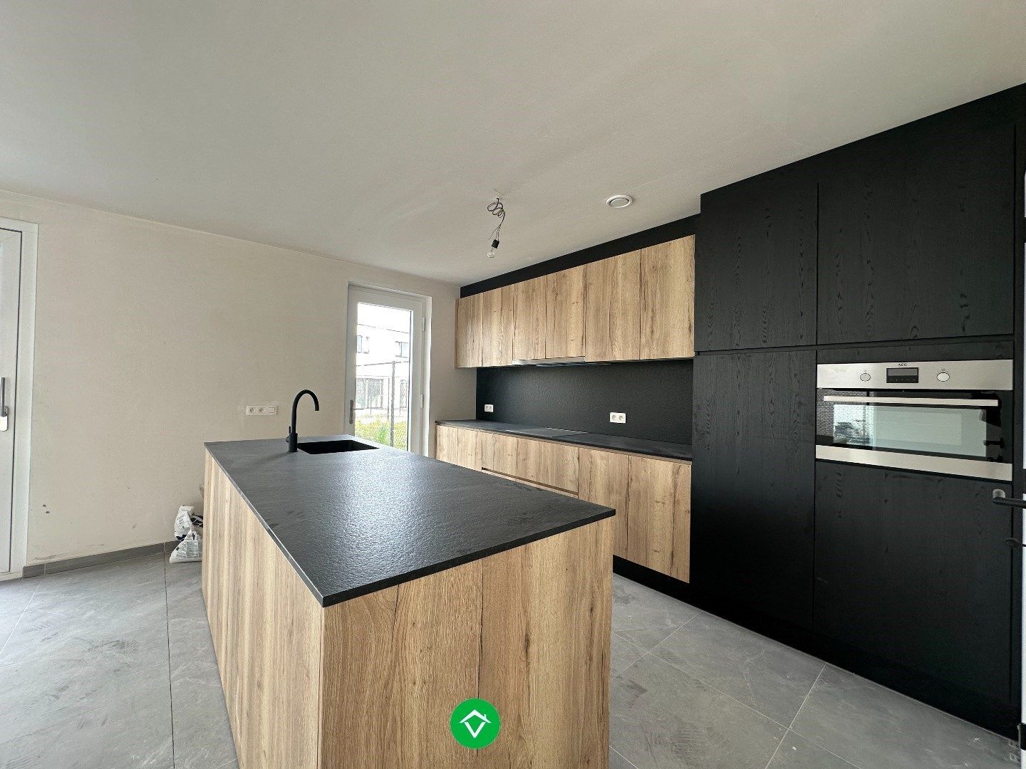 Halfopen nieuwbouwwoning met 3 slaapkamers te Koekelare  foto 4