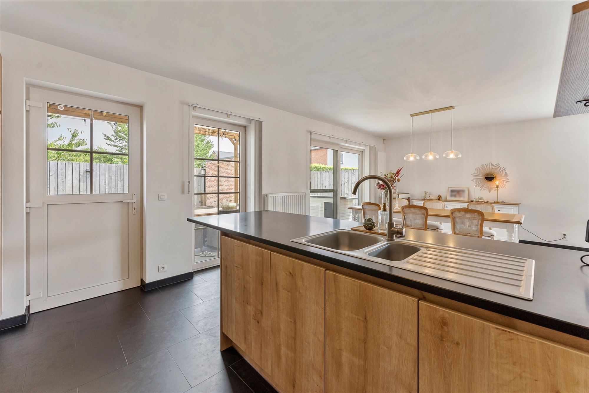 PERFECT ONDERHOUDEN EN INSTAPKLARE WONING MET 3 SLAAPKAMERS TE BEVERLO foto 10
