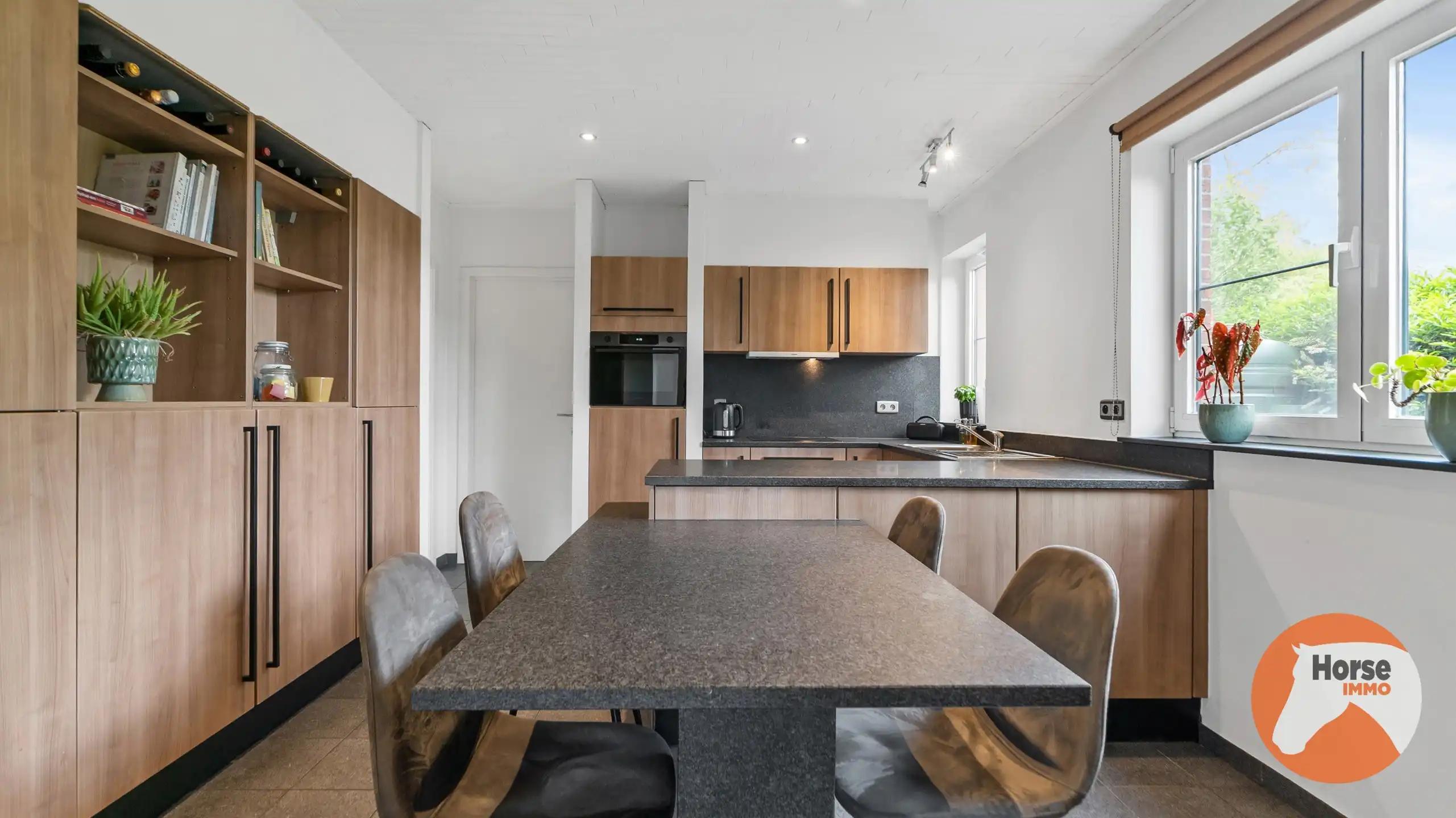 PAAL - Instapklare woning met mooie tuin (19a) en weiland (1ha47) foto 3