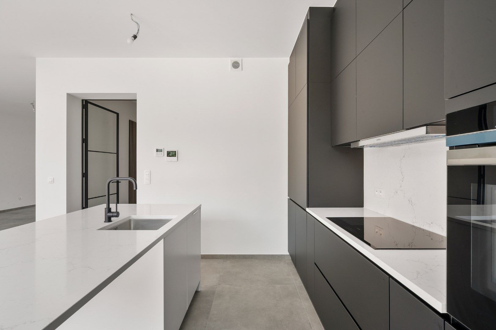 ENERGETISCHE HOOGSTAANDE GERENOVEERDE WONING MET VERWAMRD ZWEMBAD foto 7