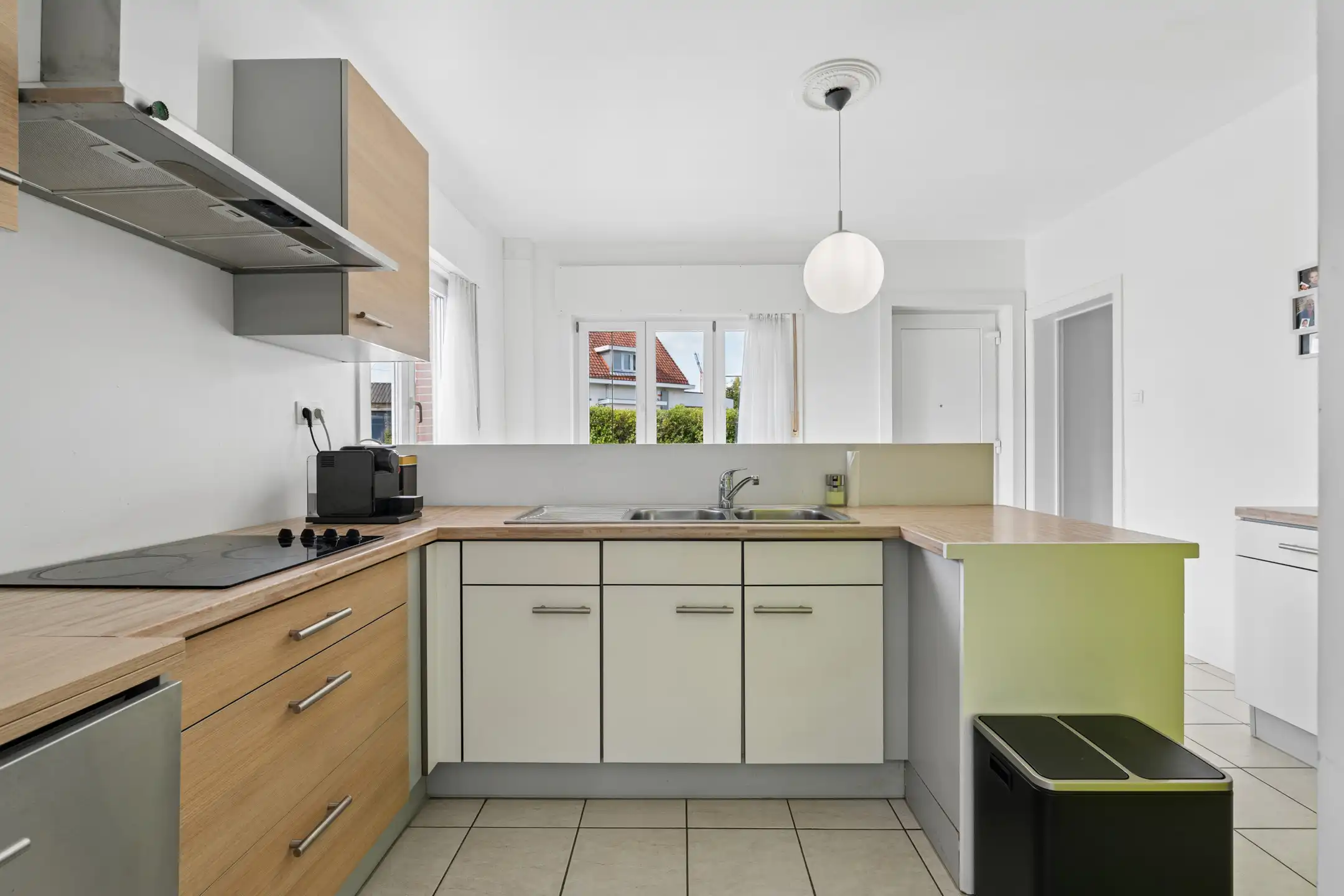 gerenoveerde woning met 3 slaapkamers, garage en tuin foto 11