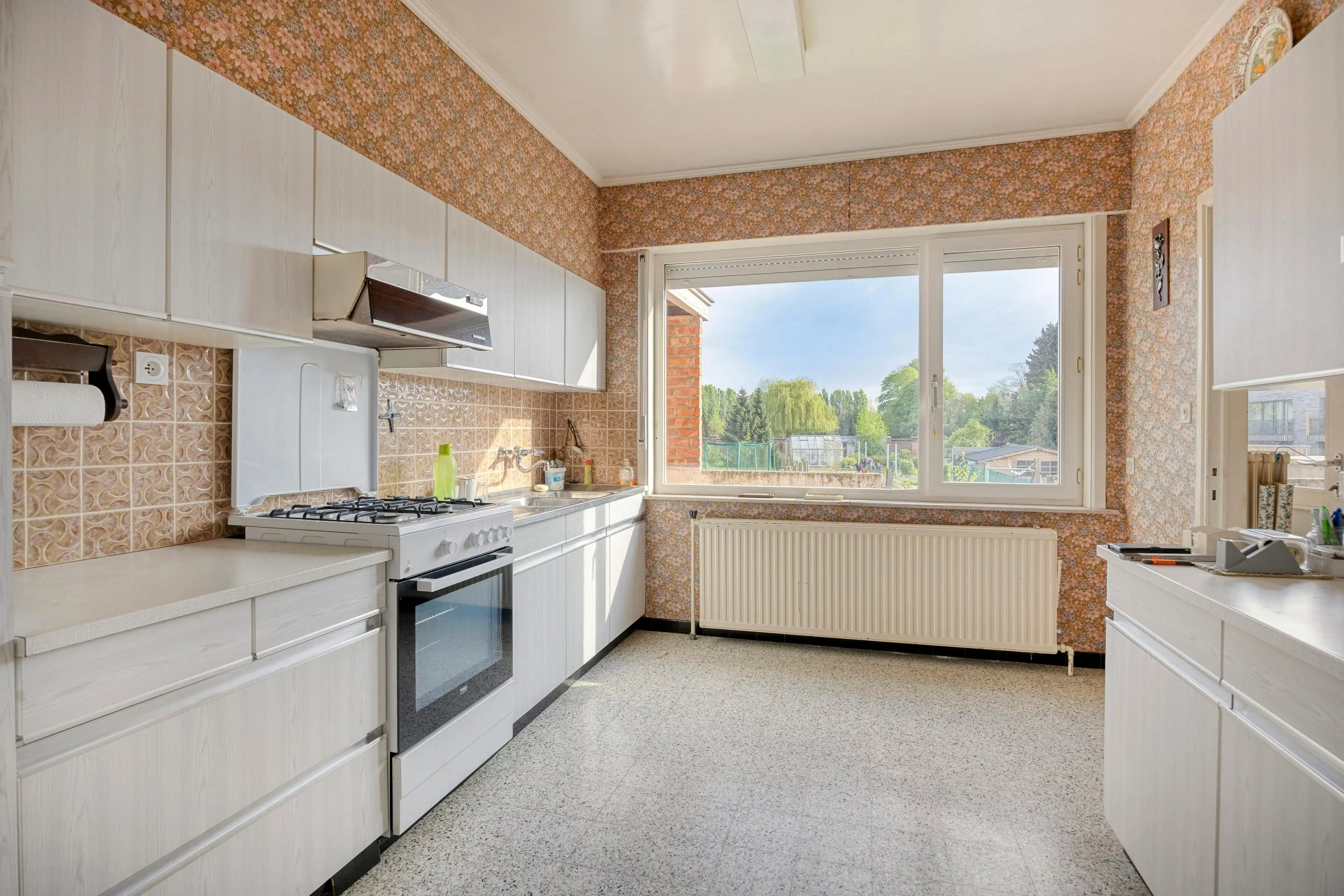 Charmante 2-gevelwoning met eindeloos potentieel op een groot perceel in Strombeek-Bever foto 7