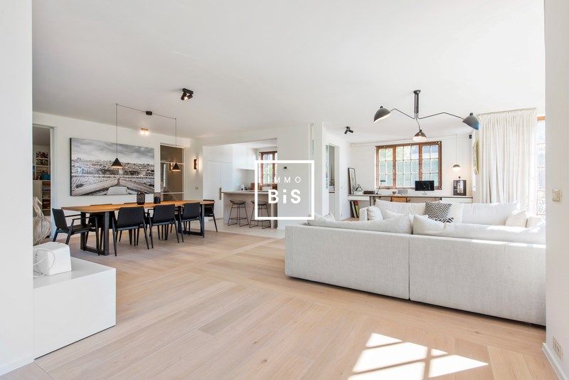 Exclusieve instapklare villa in het Zoute met zonnige tuin foto 9