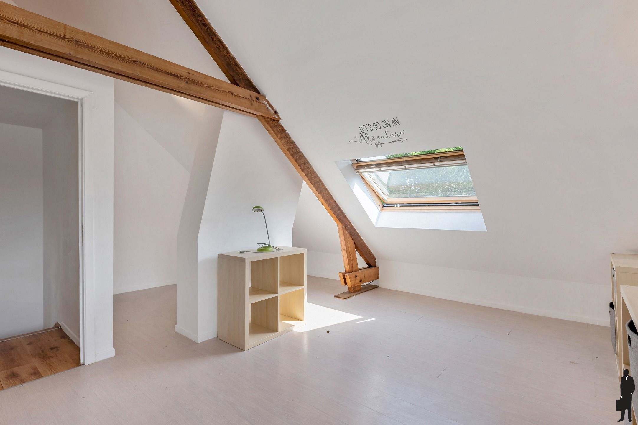 Lichtrijke woning met 4 slk’s, volledig onderkelderd en ZW-tuin op 575 m². foto 16