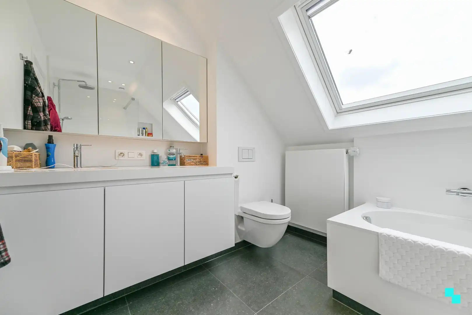 Charmante alleenstaande villa met prachtig landelijk uitzicht en ruime tuin foto 25