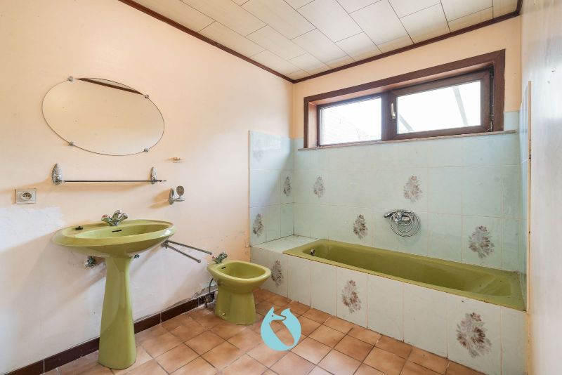 Ontdek deze woning gelegen op een royaal perceel van 646 m² foto 8