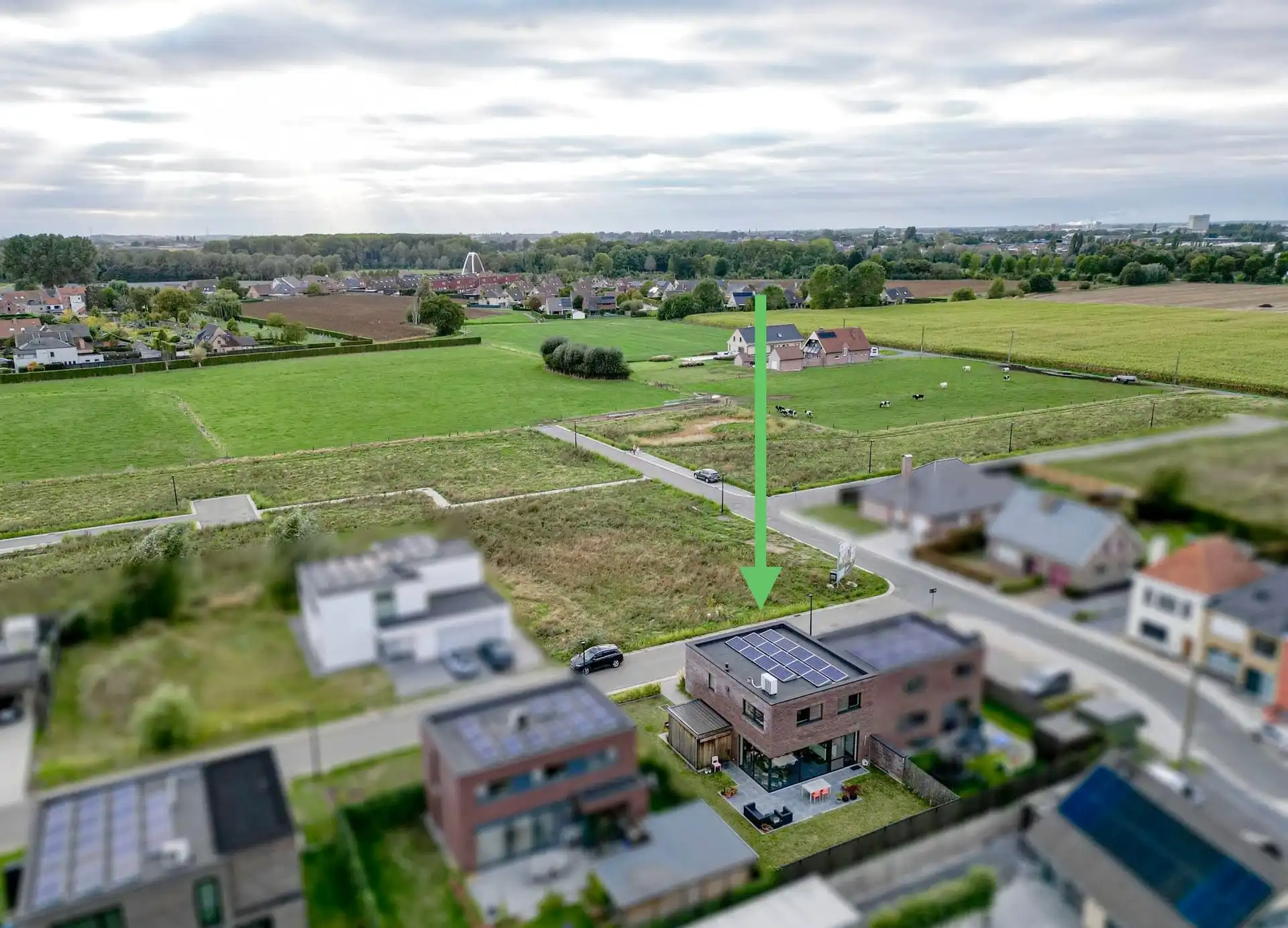 HALFOPEN BEN-WONING OP 323 M² foto 5