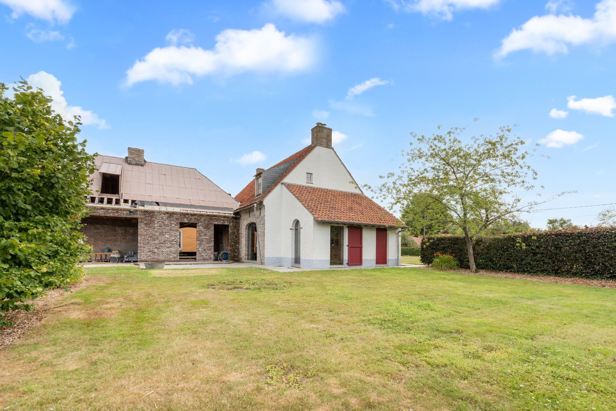 Charmante hoeve met paardenstallingen en schuur op 11.908 m² vlakbij het Drongengoed foto 5