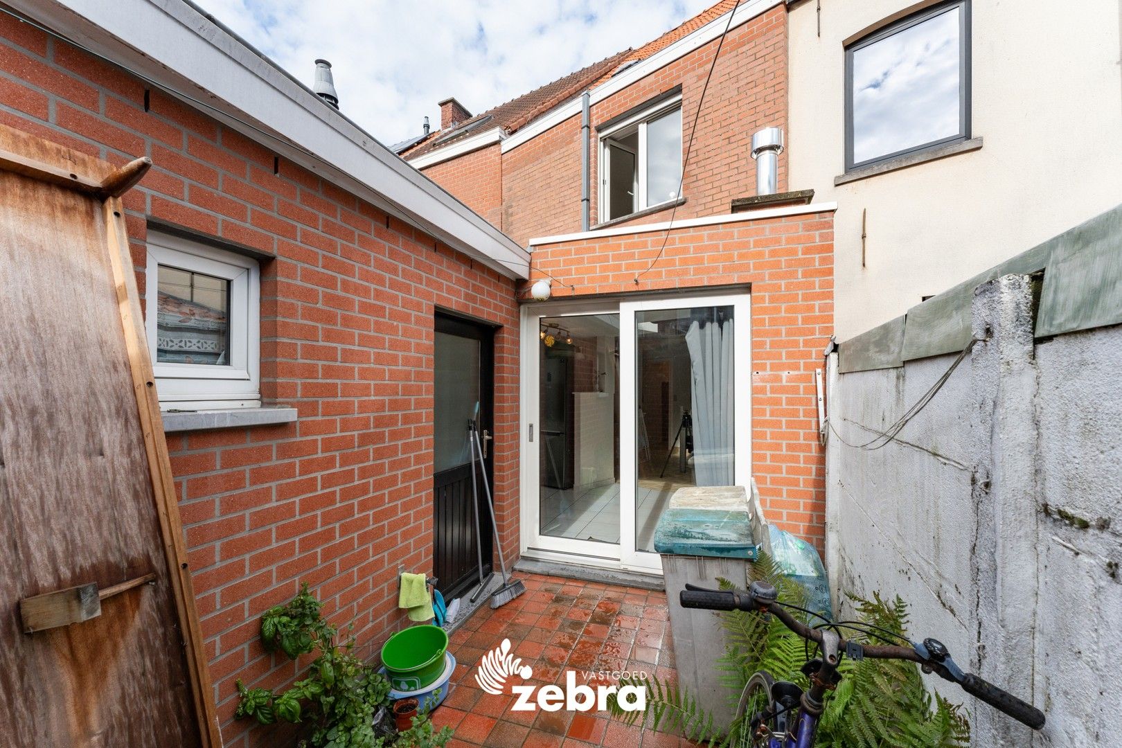 Instapklare woning op wandelafstand van centrum Tielt! foto 12