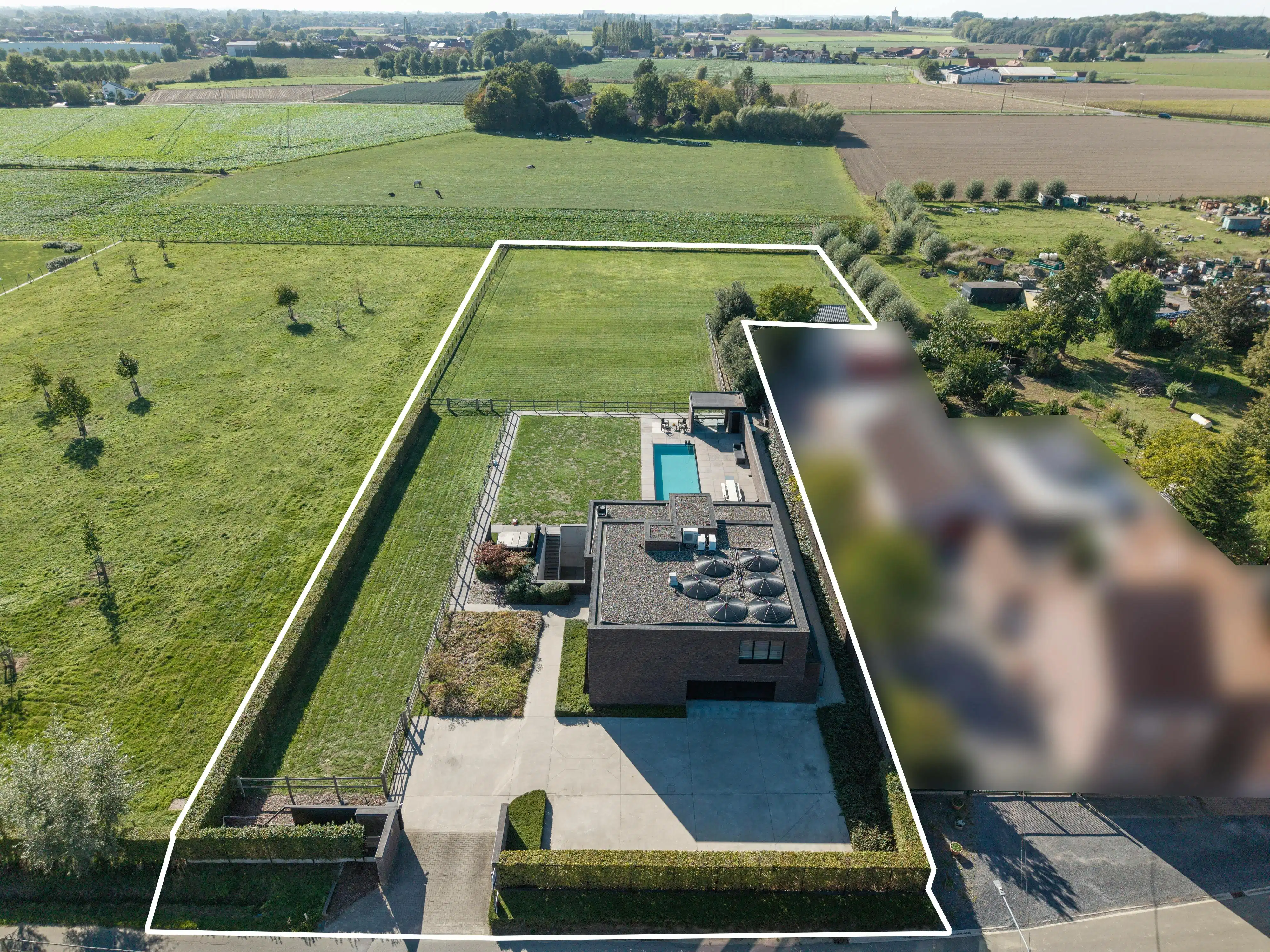 Exclusieve villa met zwembad en paardenstallen in Heule! foto 5