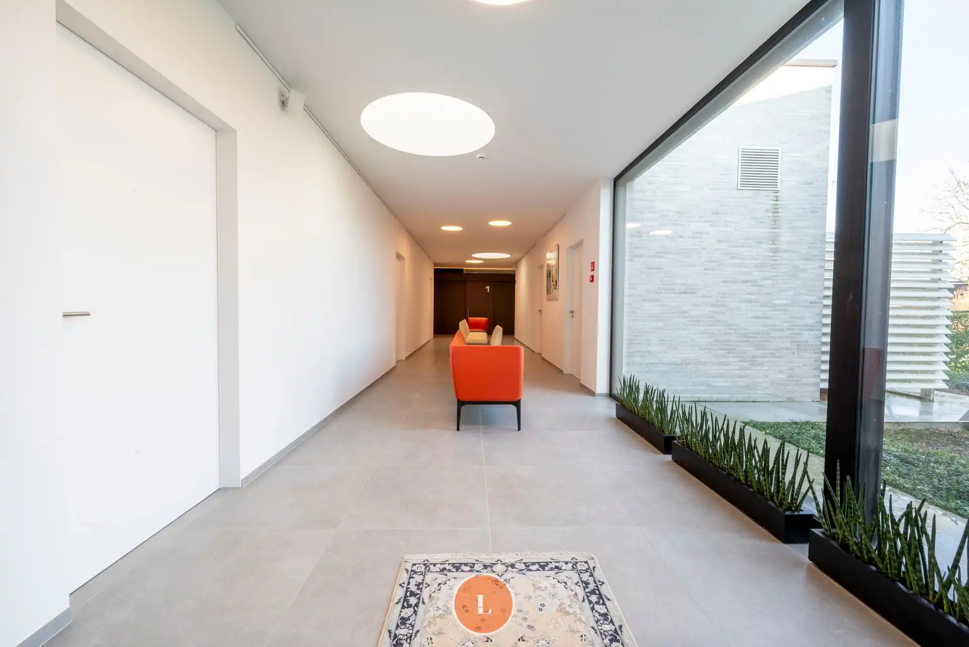 Klassevolle praktijkruimte te huur – hoogwaardige nieuwbouw (2021) foto 5