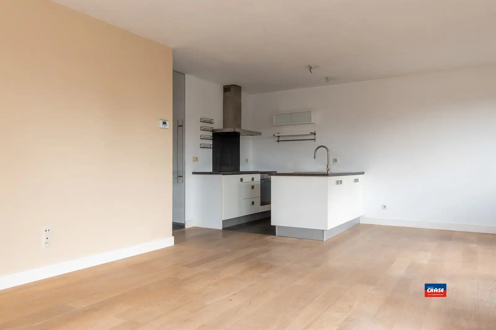 Gezellig gelijkvloers appartement met 1 of 2 slaapkamers en terras foto 3