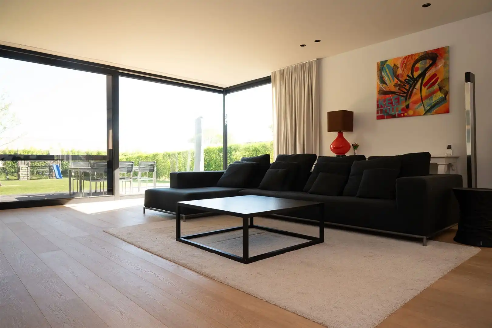 Instapklare woning met grote tuin foto 12