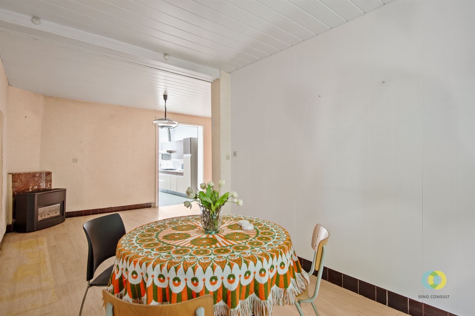 Te renoveren woning op rustige ligging foto 5