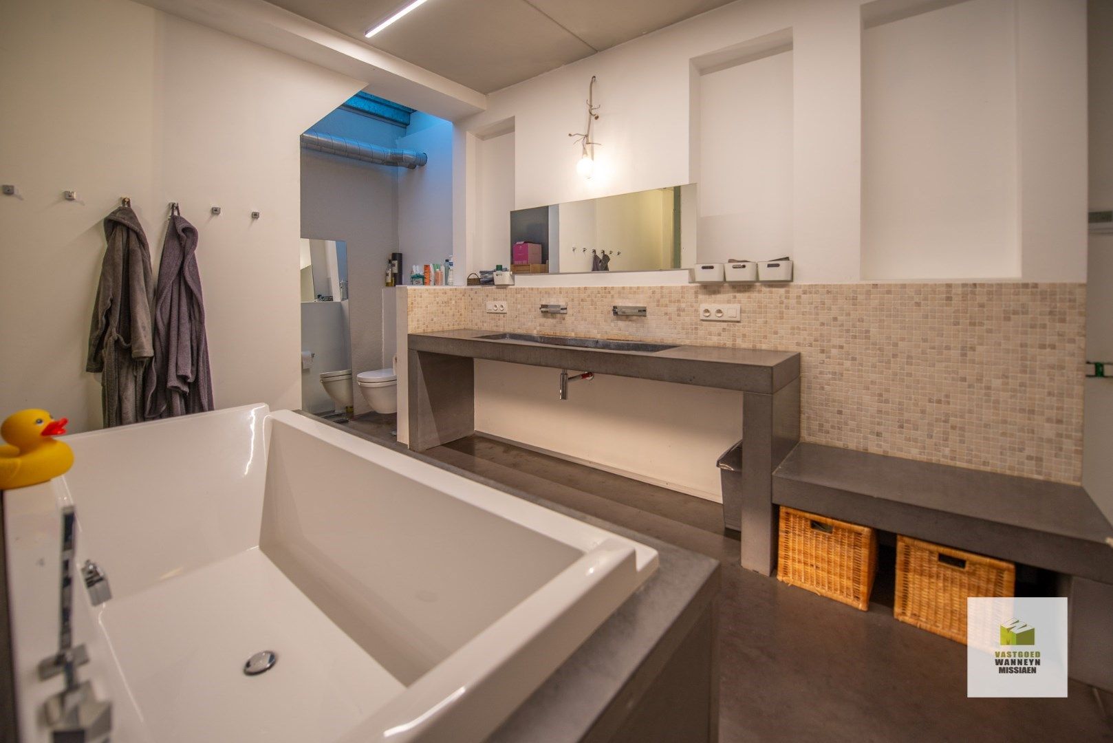 Ruime loods (288m2) met woonst te Verrekijker Wingene  foto 17