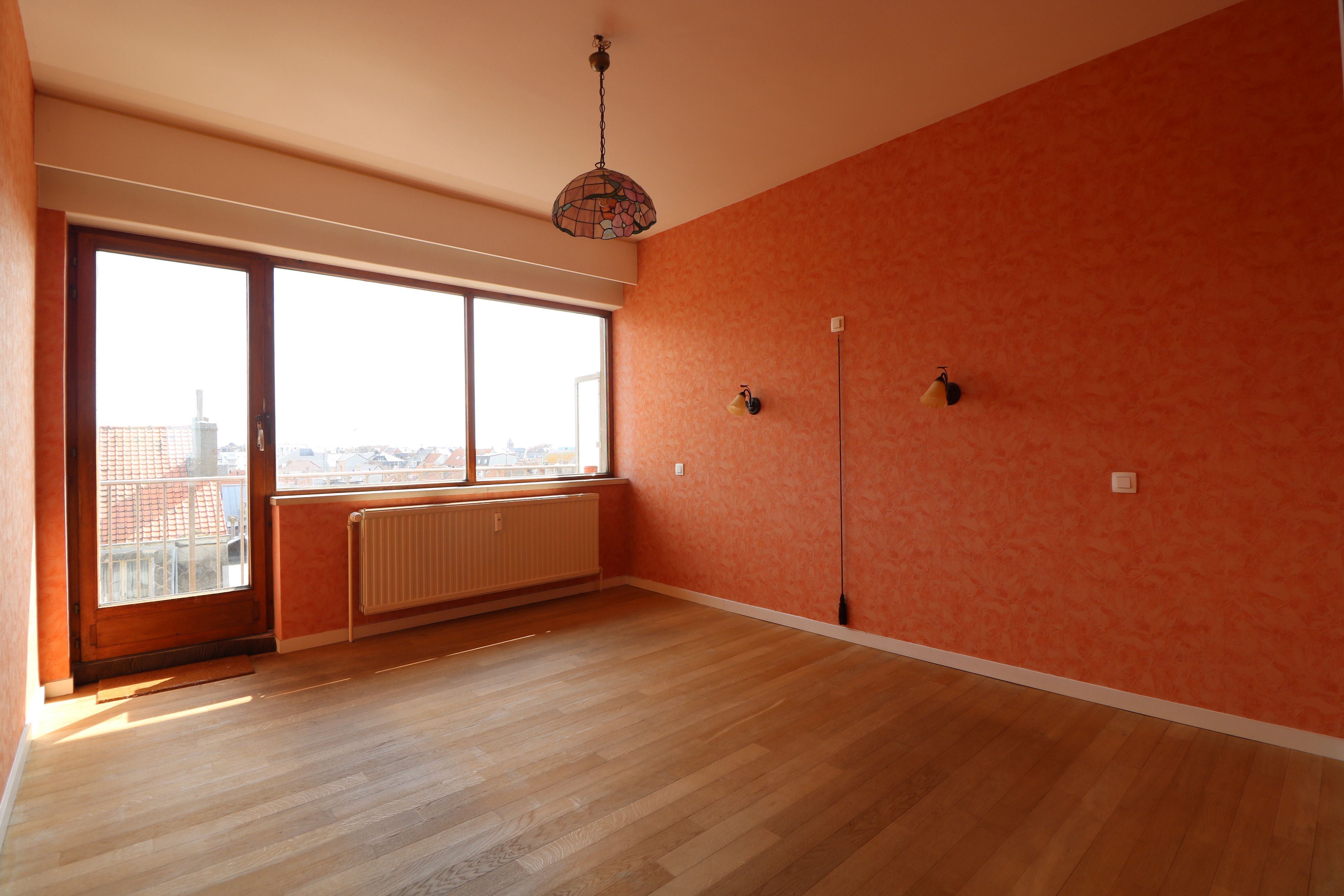 Lichtrijk 2-slaapkamerappartement met fenomenaal zicht op de jachthaven, polders en zee. foto 10