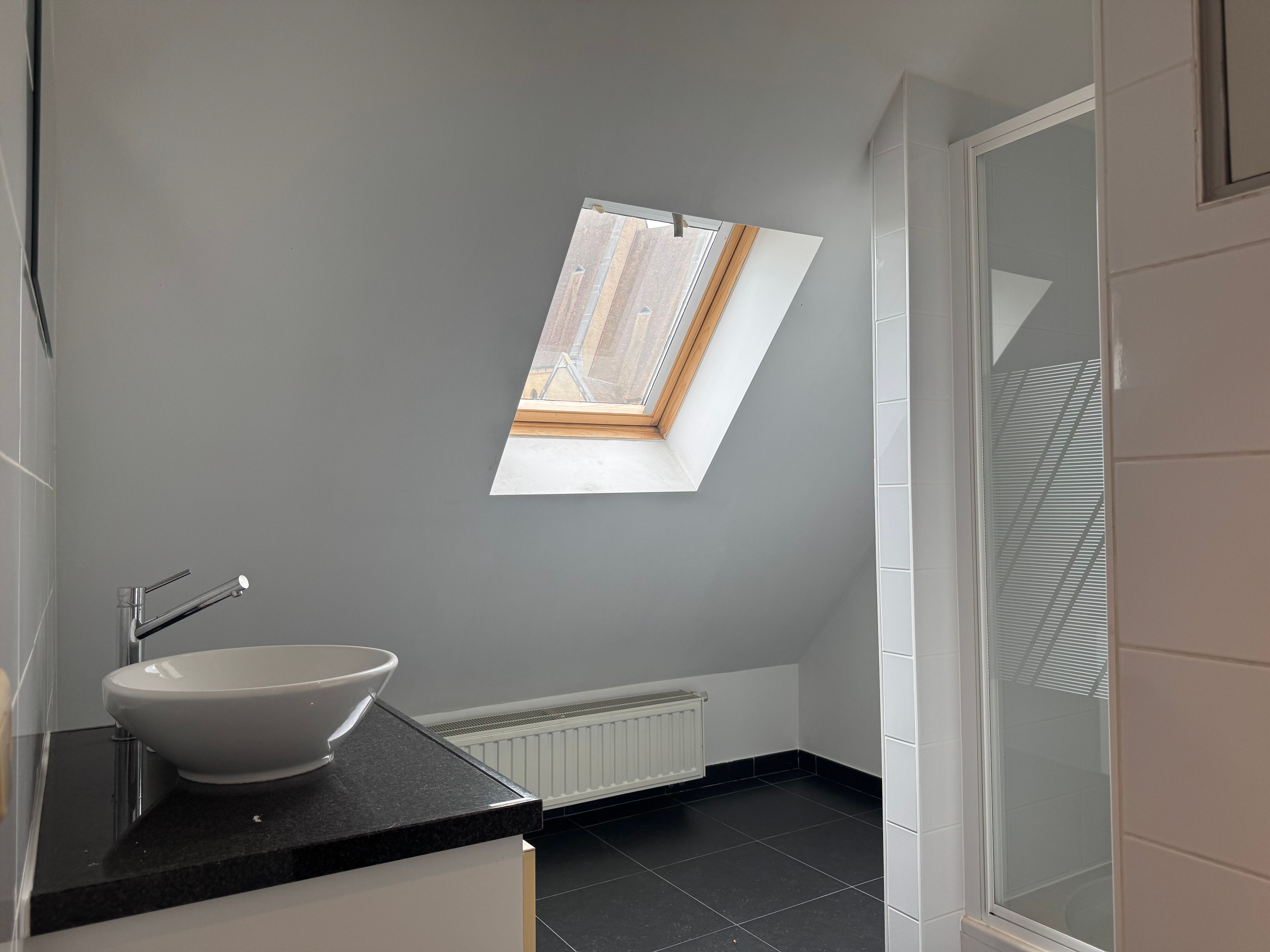 Ruim duplexappartement met tuinkamer en balkon op toplocatie foto 30