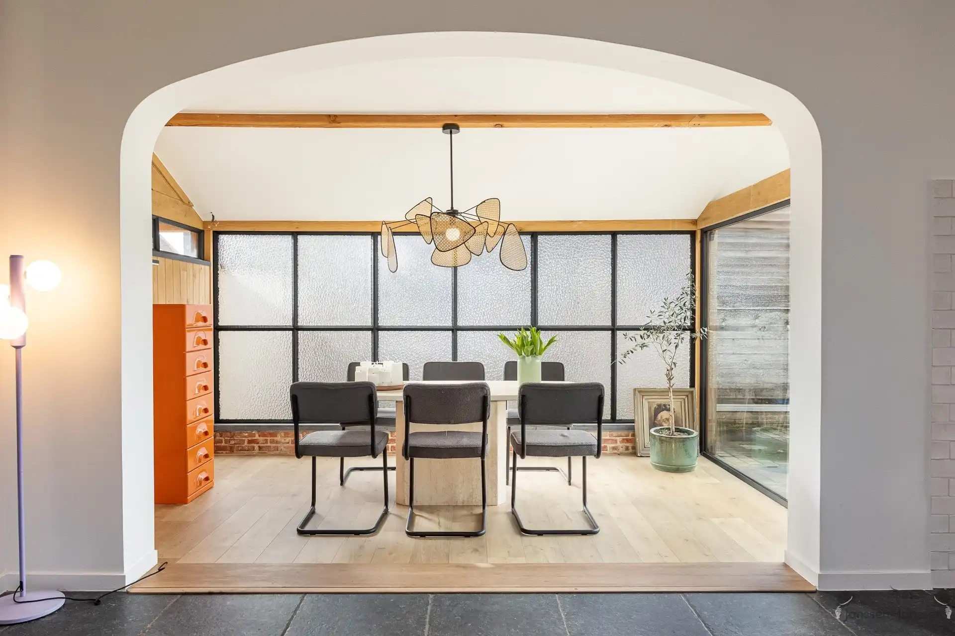 Lifestyle woning met uniek karakter foto 12