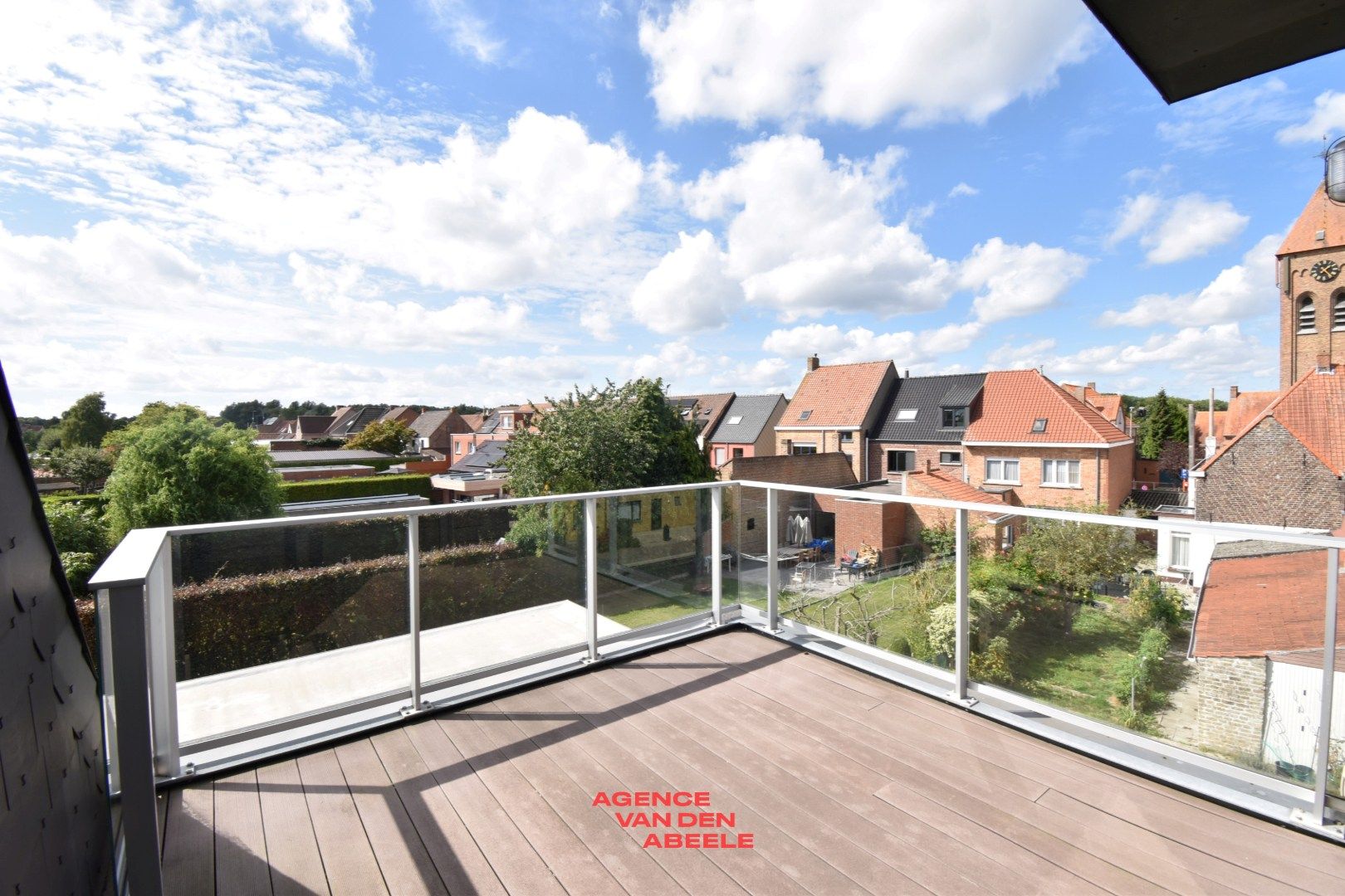 Zeer mooi appartement in centrum Moerbrugge! foto 15