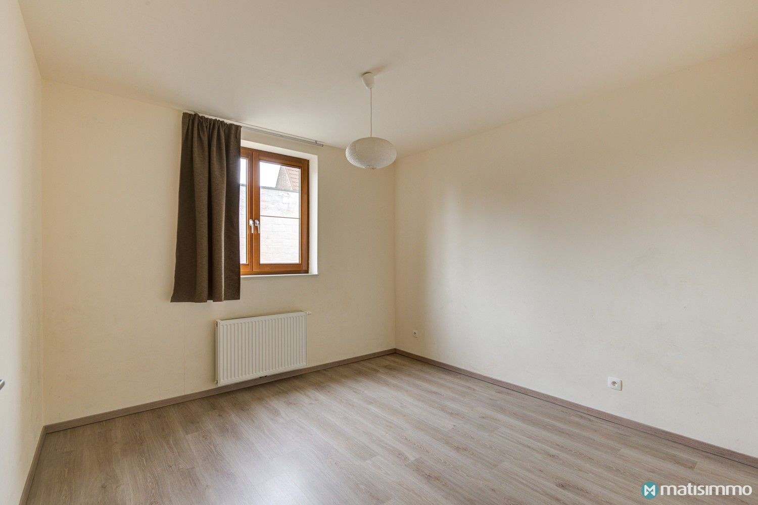 INSTAPKLAAR APPARTEMENT MET 2 SLAAPKAMERS VLAKBIJ HET CENTRUM VAN BILZEN (+ optioneel extra brede autostaanplaats) foto 15