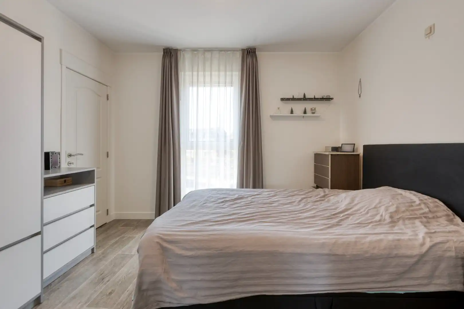 KIJKMOMENT | Instapklaar 1-slaapkamer appartement met zuidoost terras in hartje Mol foto 9