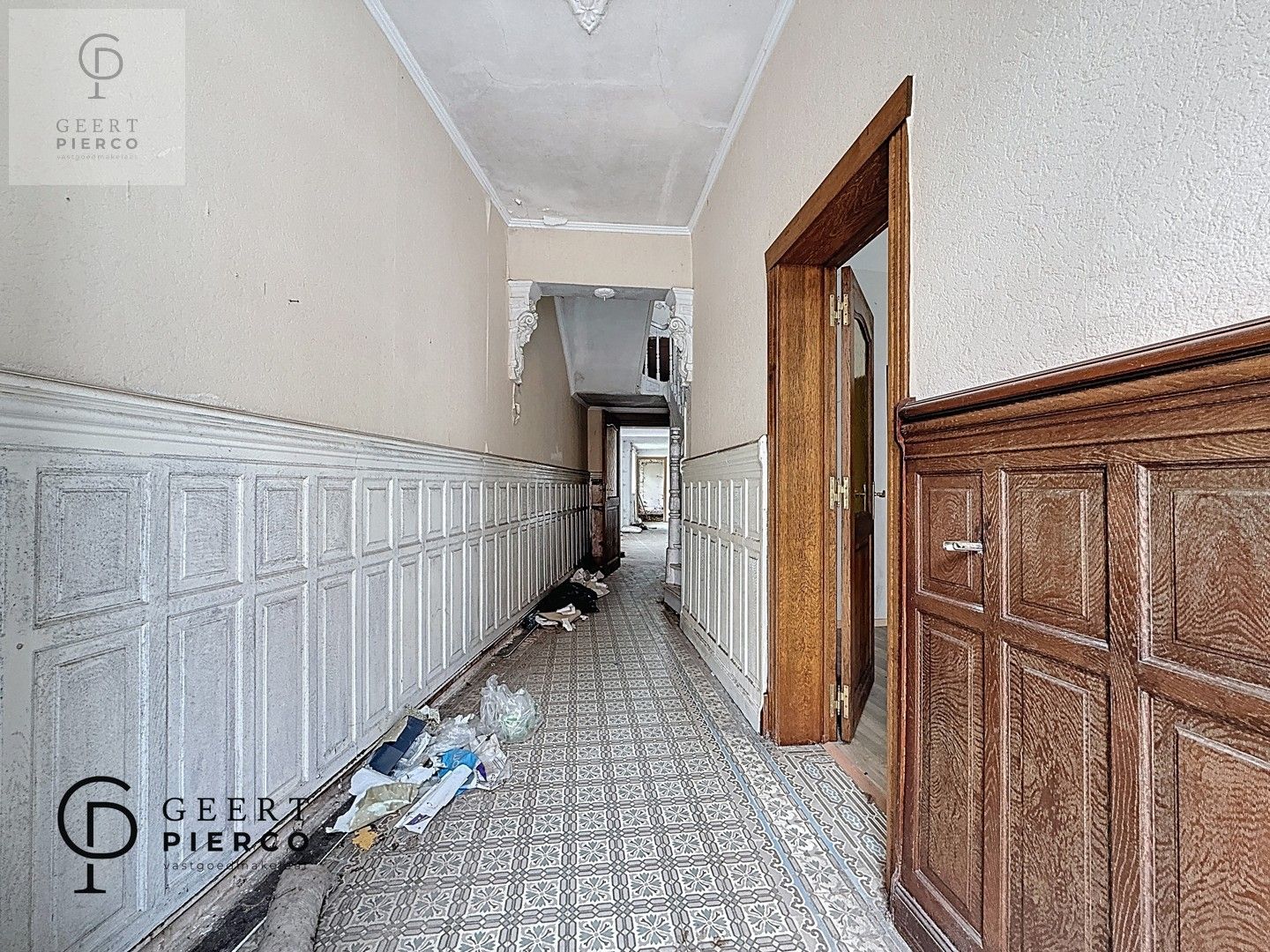 Uniek renovatie- of nieuwbouwproject in hartje Landen foto 3