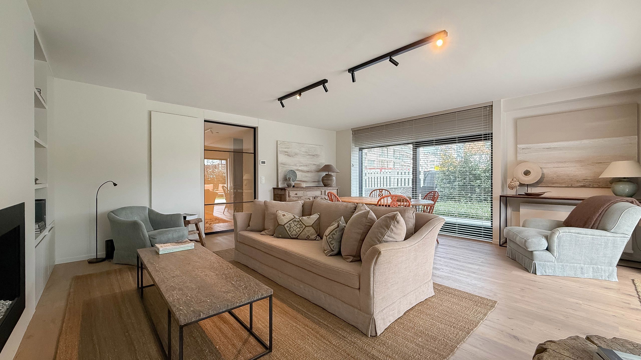 Uniek HOEKAPPARTEMENT met zonnige tuin in villaresidentie! foto 5