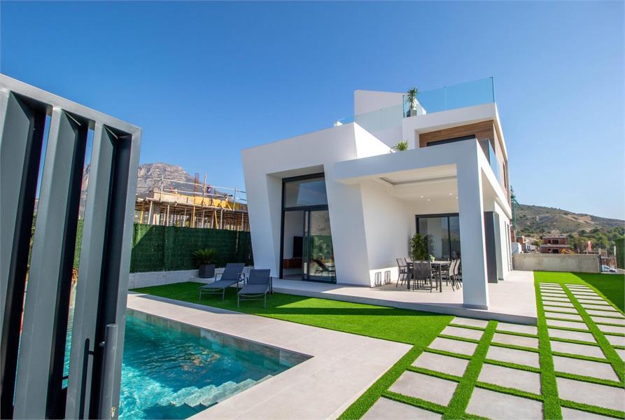 Strakke nieuwbouw villa's in Finestrat foto {{pictureIndex}}