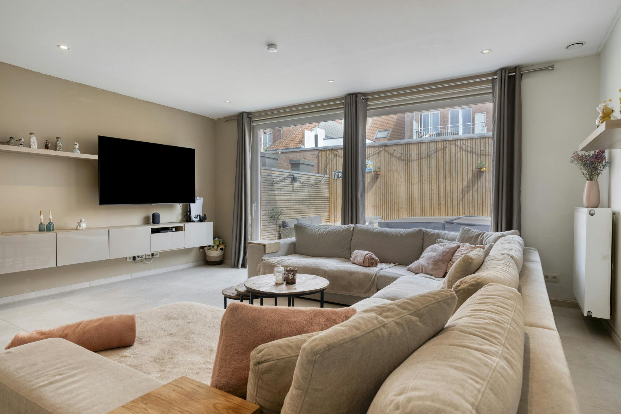 Recente woning met 4 slaapkamers te koop in Knokke-Heist foto 4
